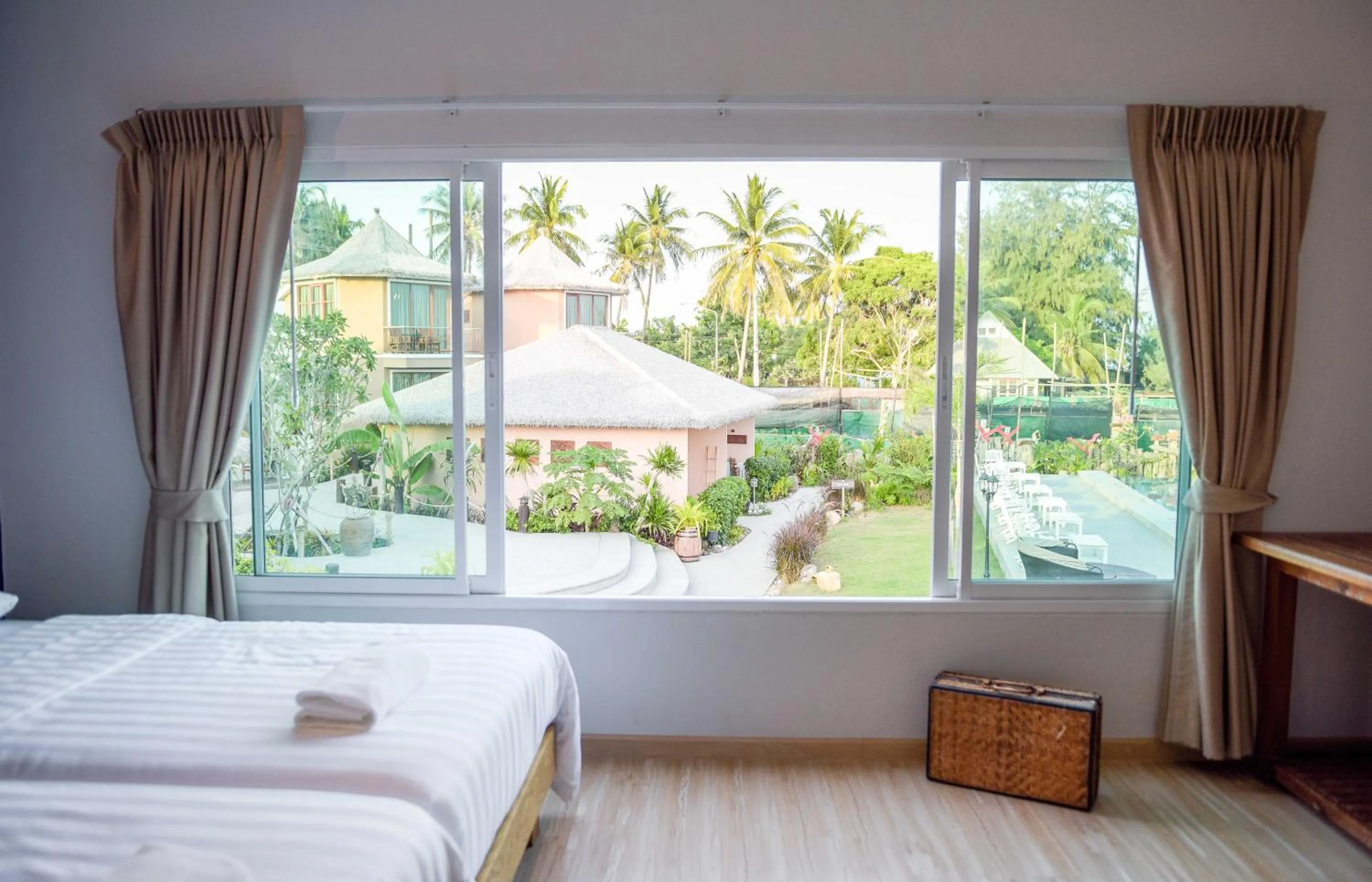 Bed in Seaman Resort