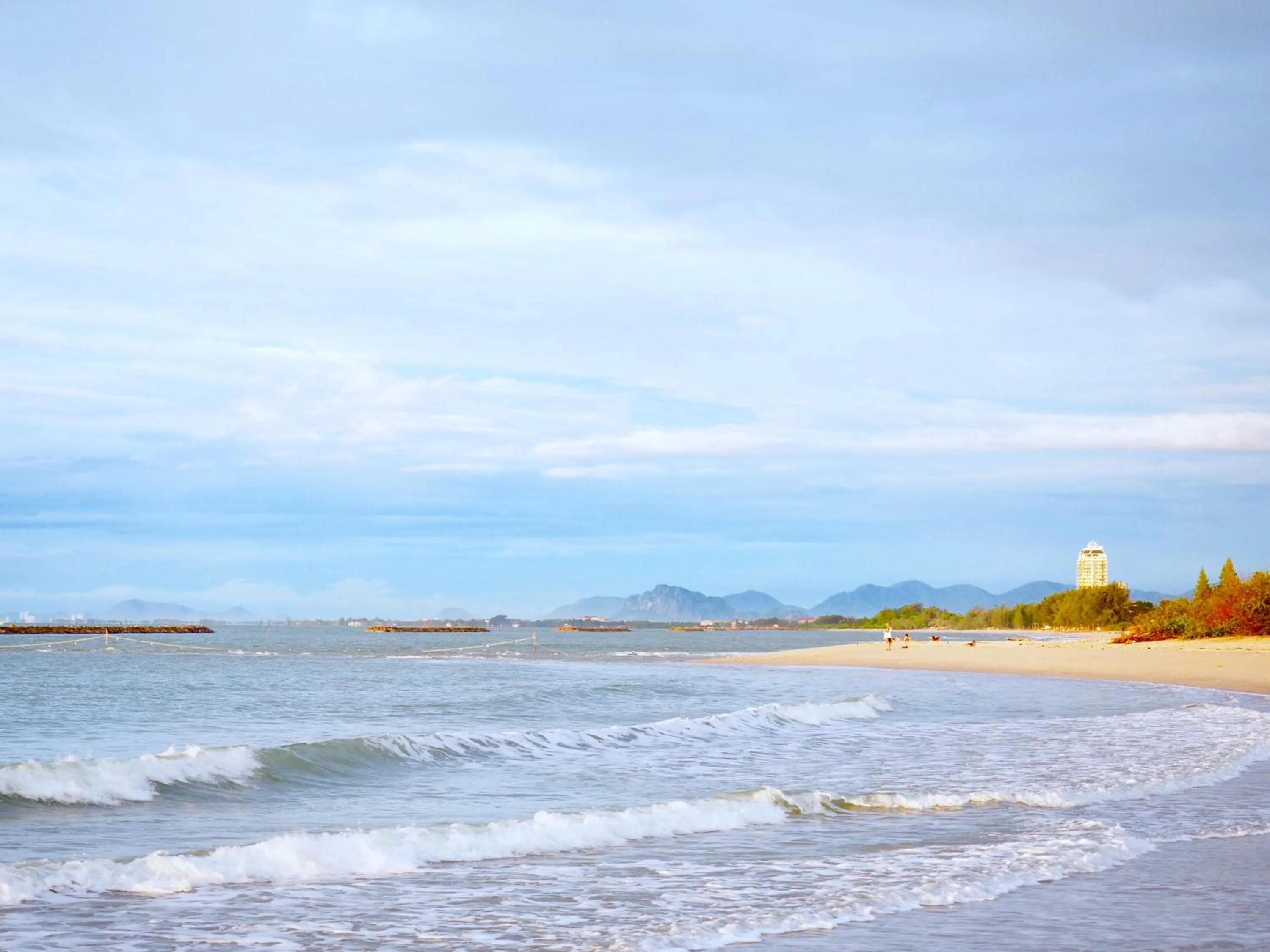 Beach in Seaman Resort