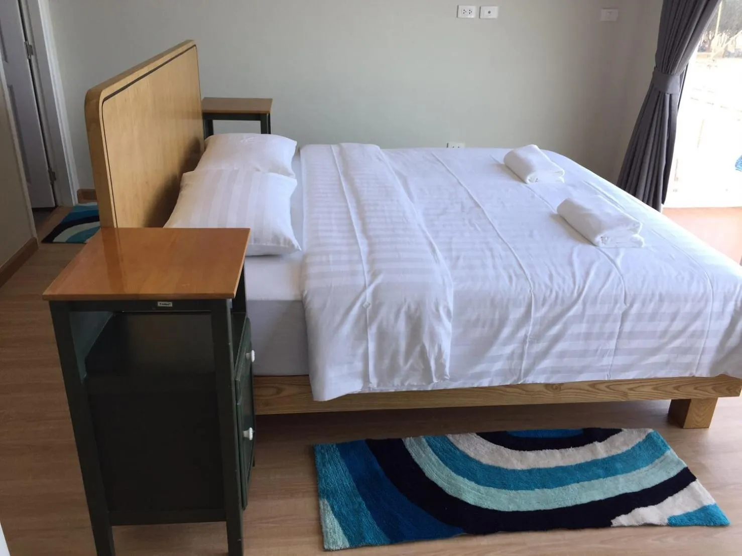 Bedroom, Bed in Seaman Resort