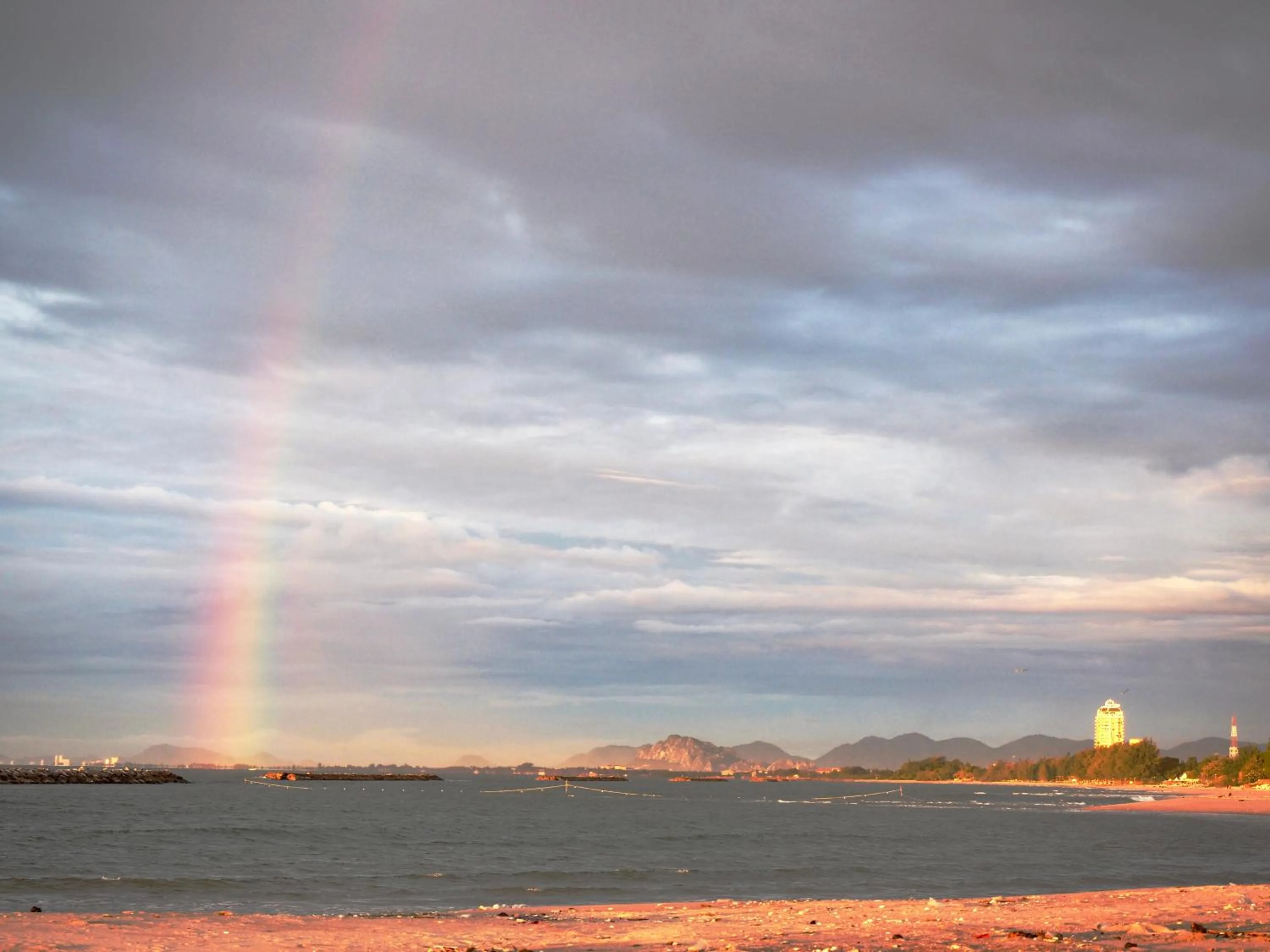 Sunrise in Seaman Resort