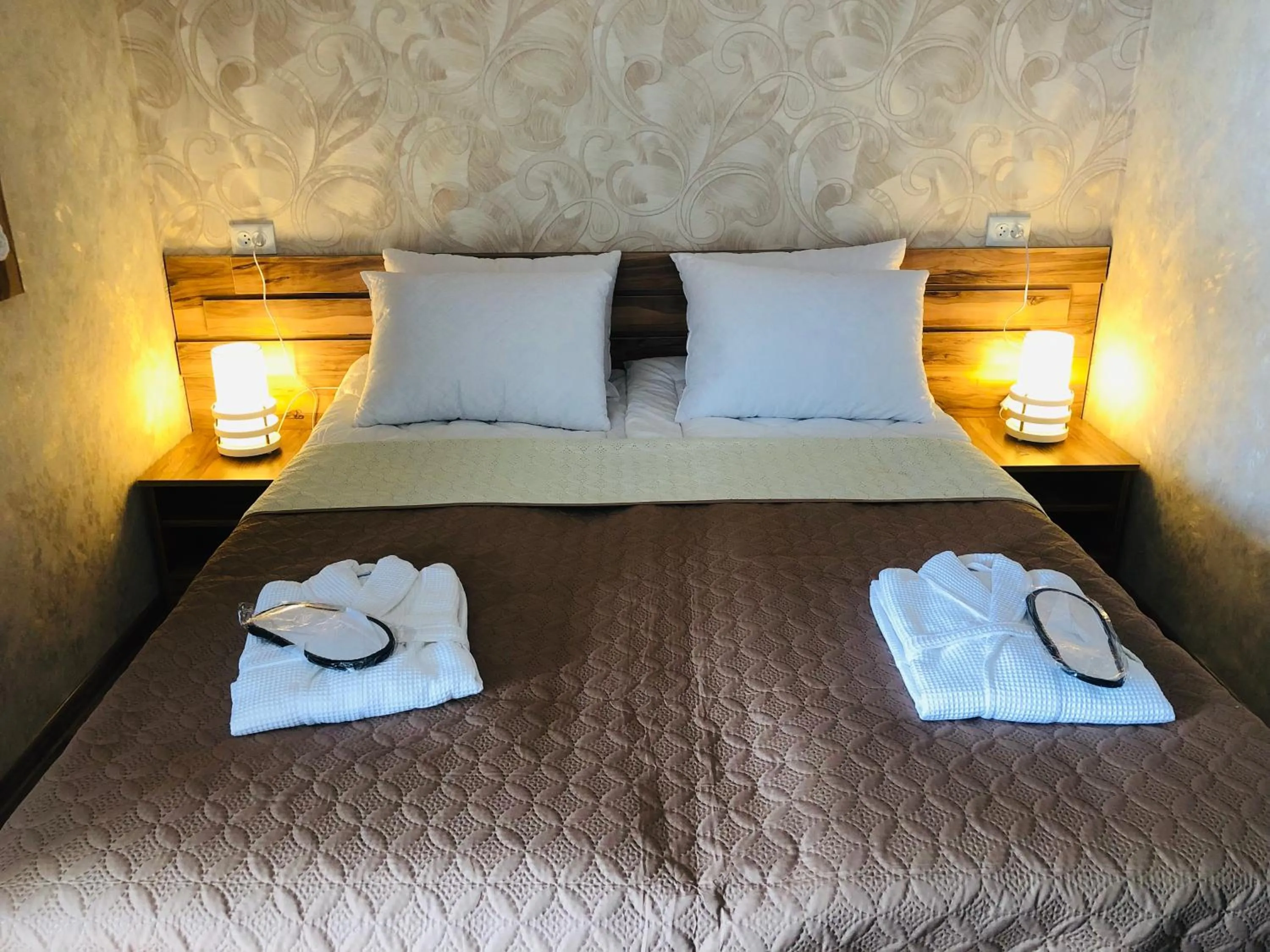 Bedroom, Bed in Paradise Kazbegi