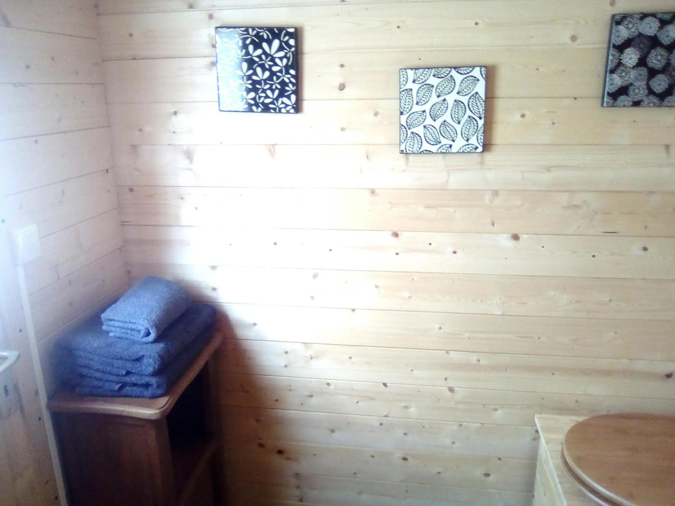 Property building in LES TONNEAUX DE L'EURE LOGEMENT INSOLITE