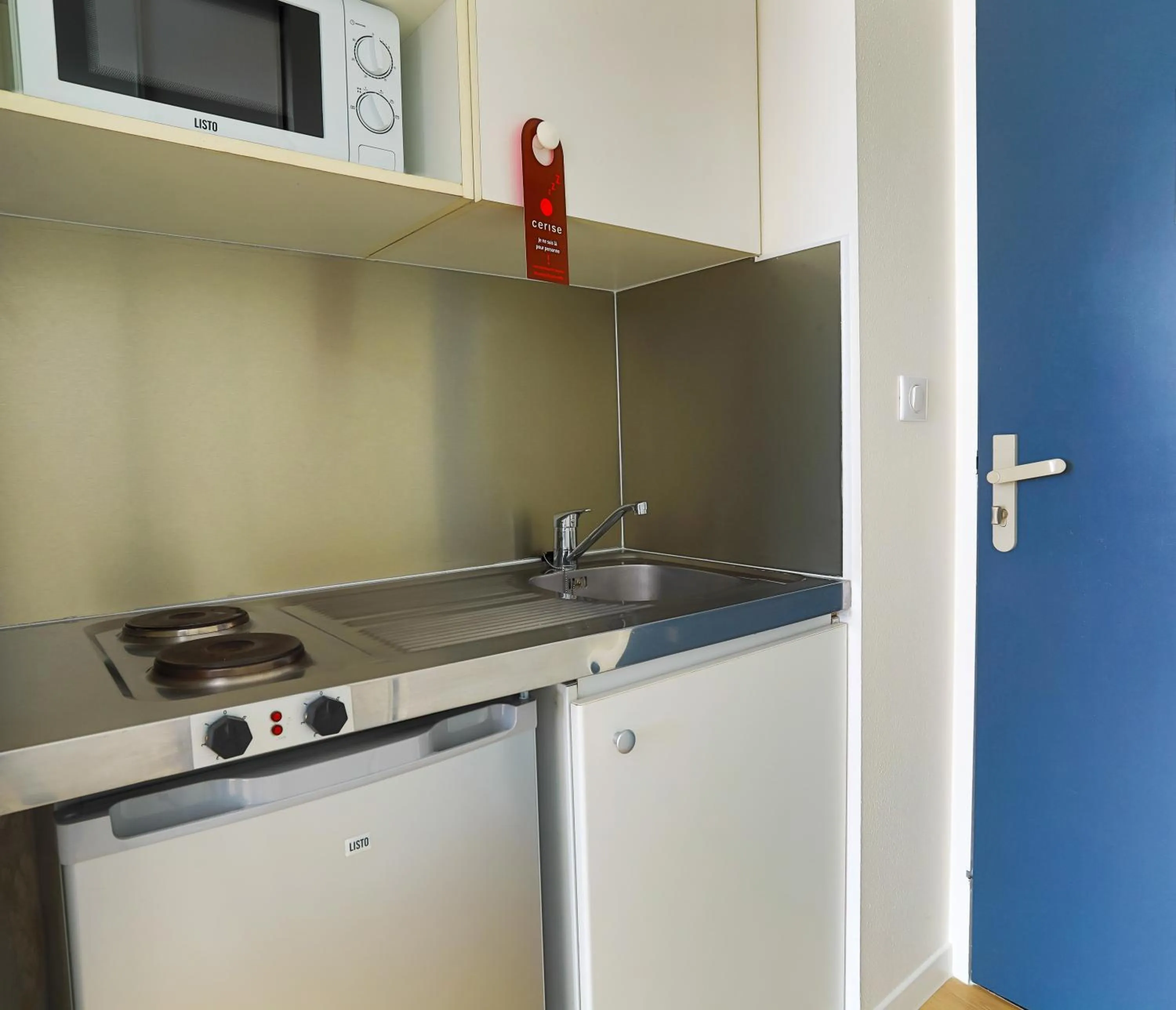 Kitchen or kitchenette in Cerise Nantes La Beaujoire