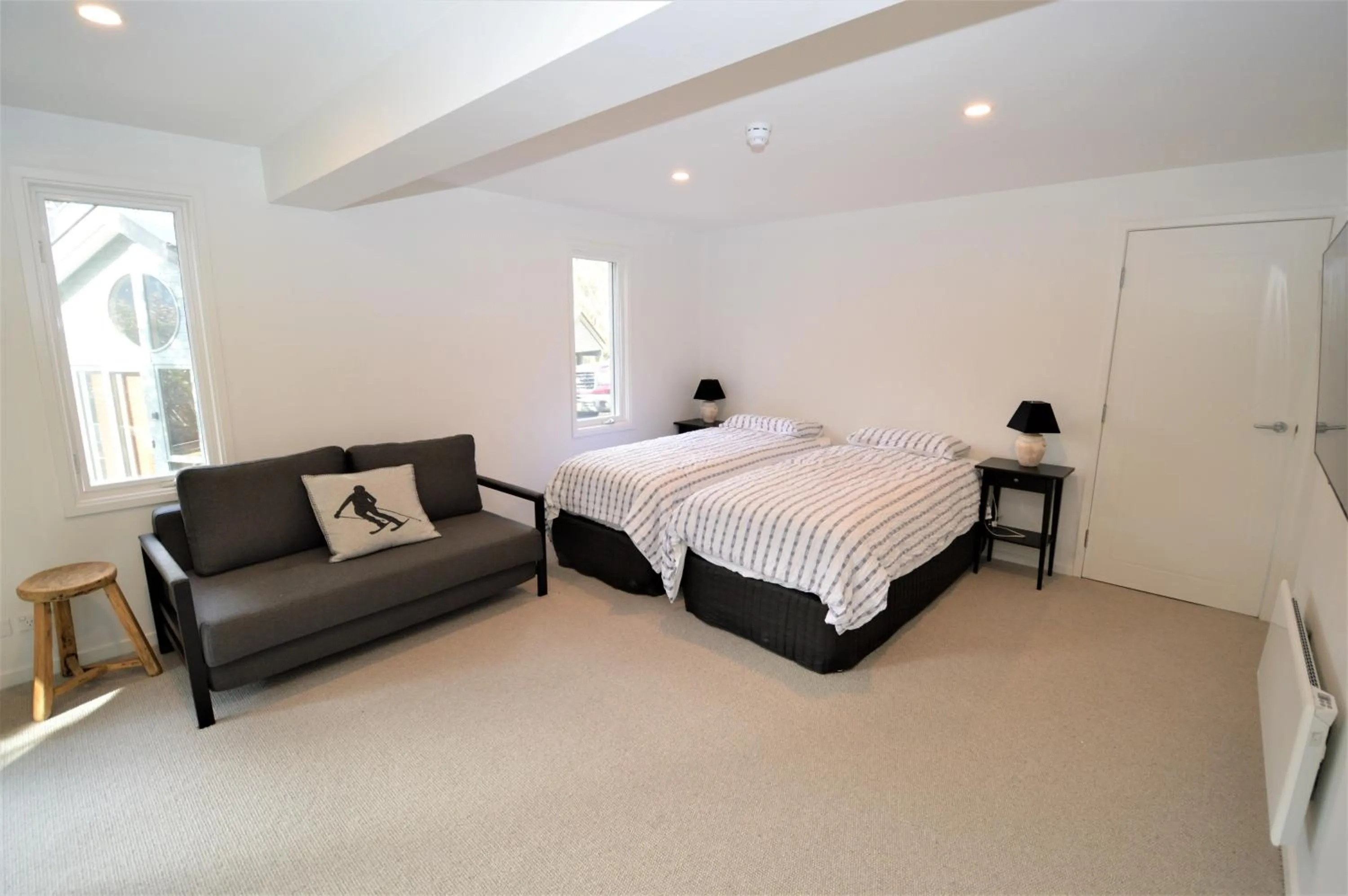 Bed in Wintergreen 10