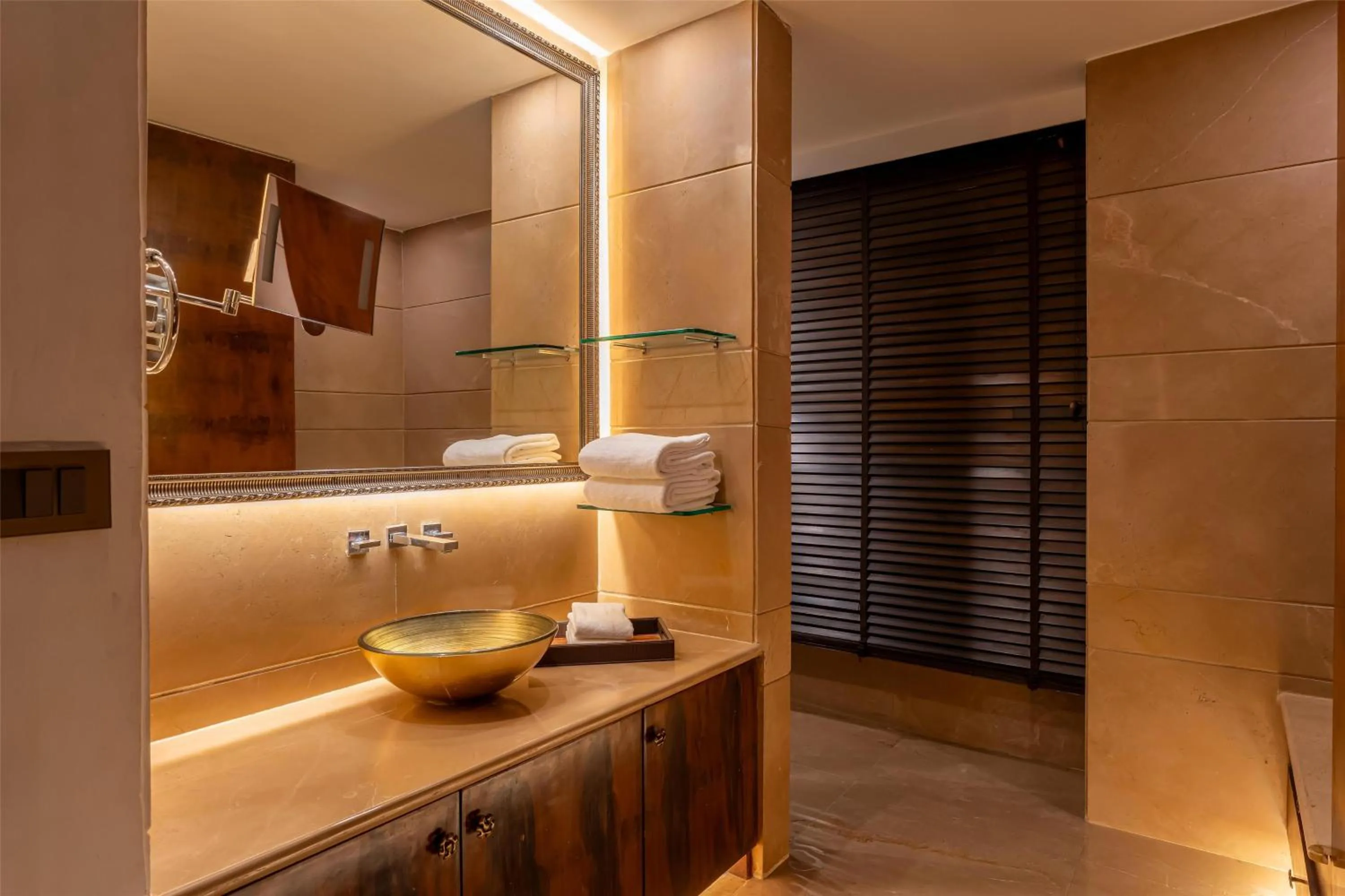 Bathroom in Radisson Blu Hotel MBD Ludhiana