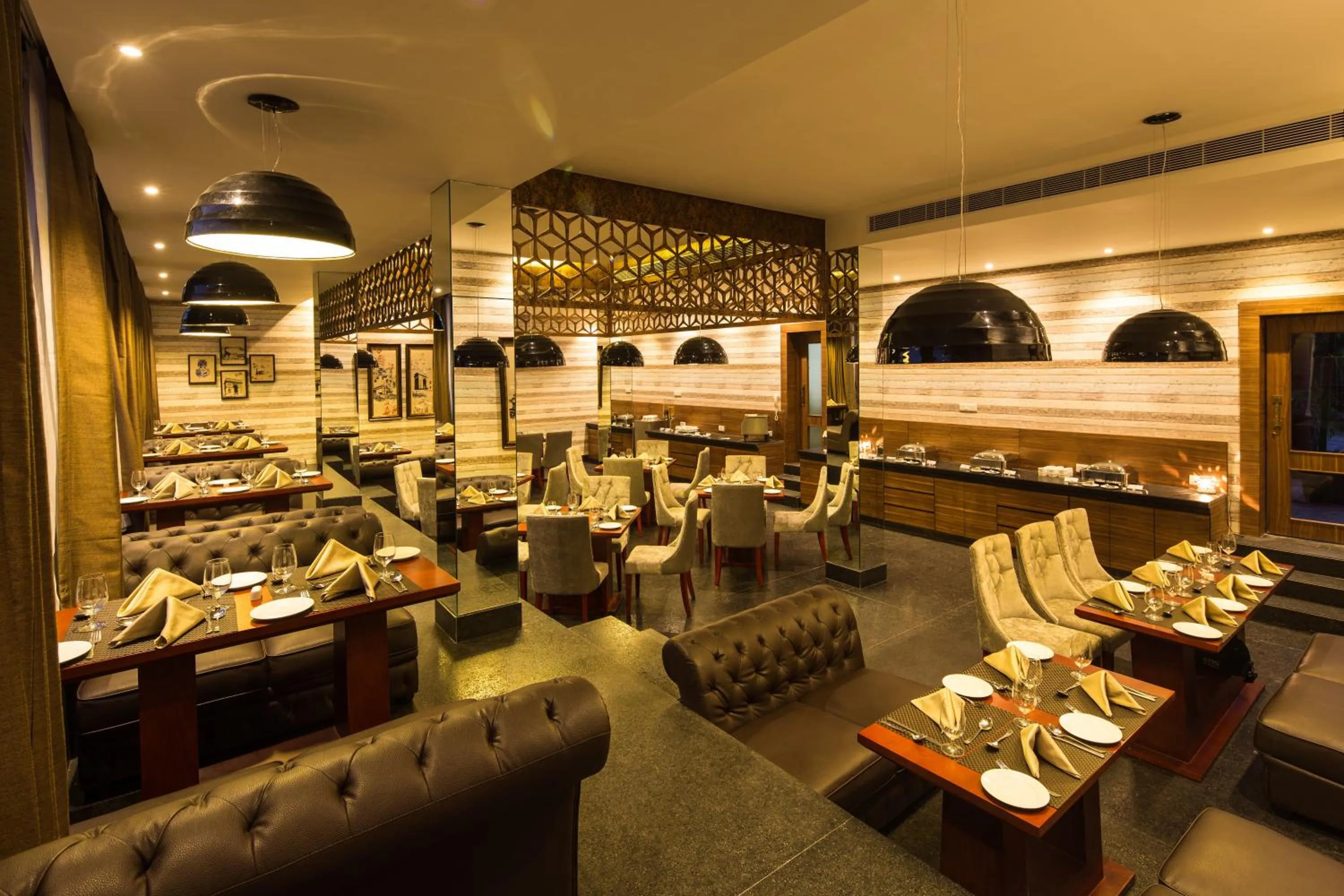 Breakfast in Vesta Bikaner Palace