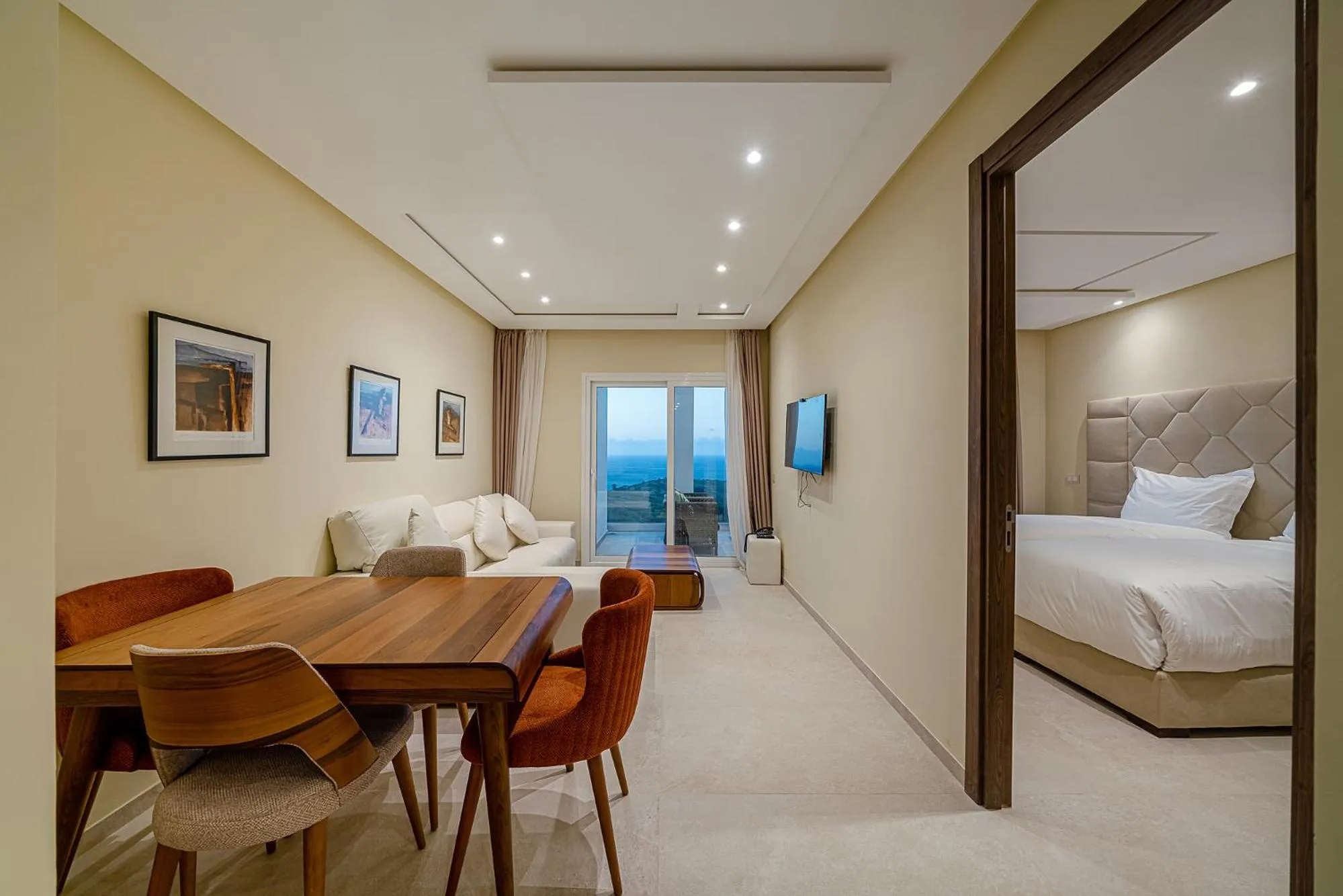 Living room, Bed in Le Tanger Résidence Hôtelière