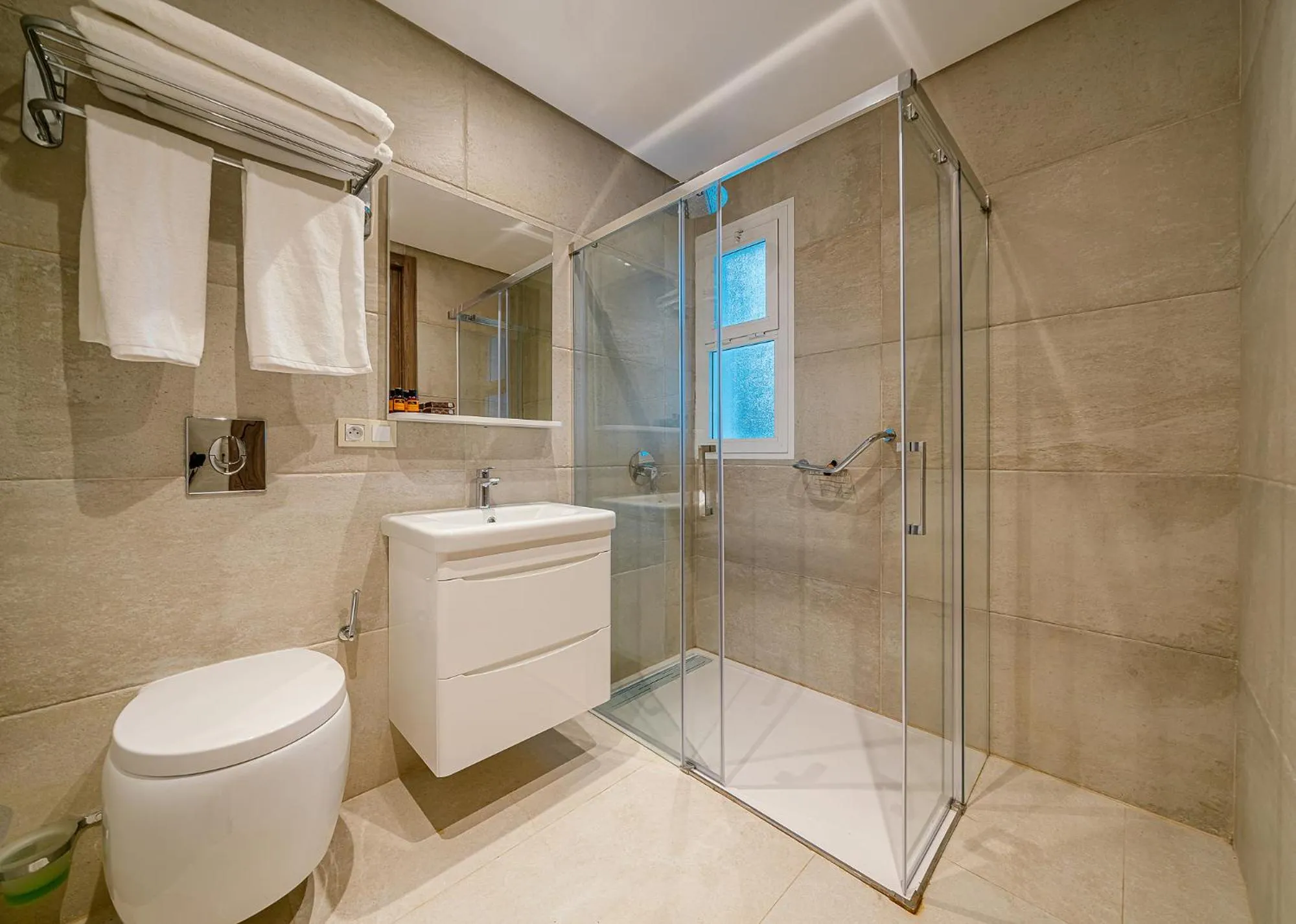 Toilet in Le Tanger Résidence Hôtelière