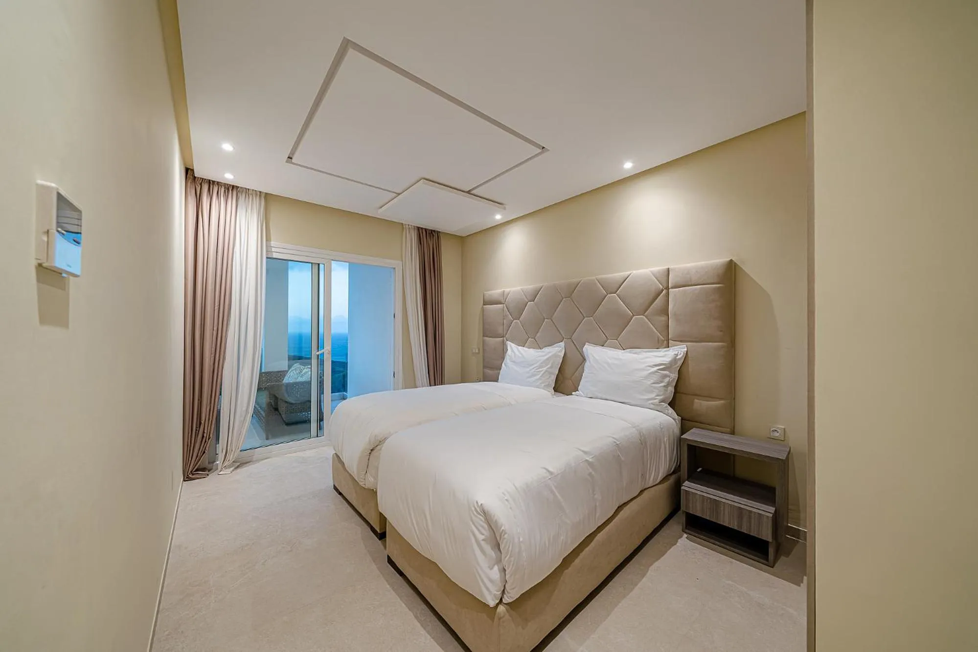 Dining area, Bed in Le Tanger Résidence Hôtelière