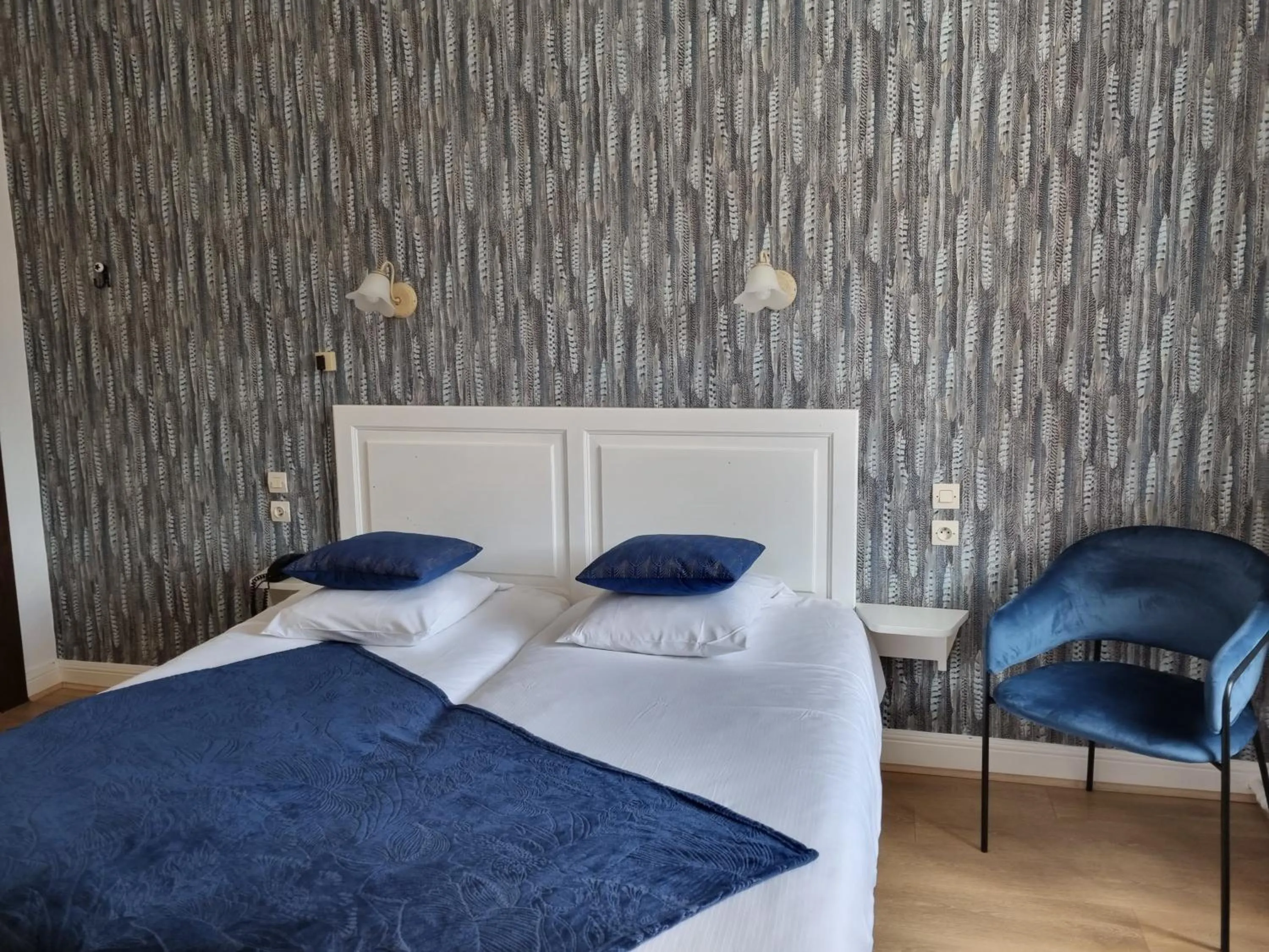 Bedroom, Bed in Logis Hôtel Restaurant De La Poste et SPA de Montagne