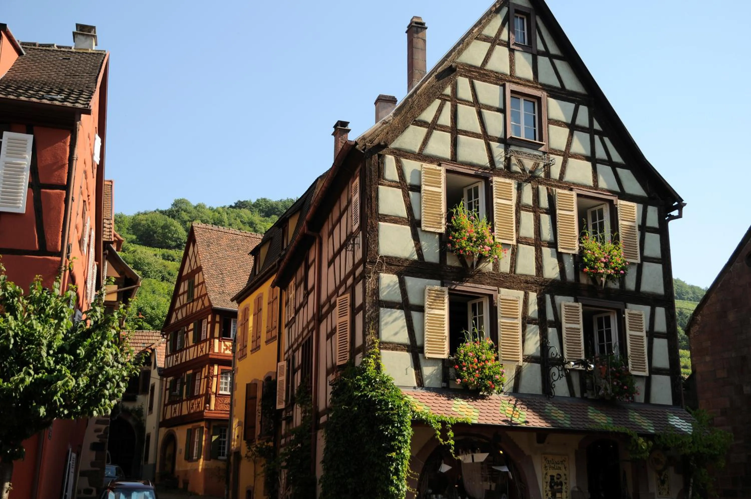 Neighbourhood in Logis Hôtel Restaurant De La Poste et SPA de Montagne