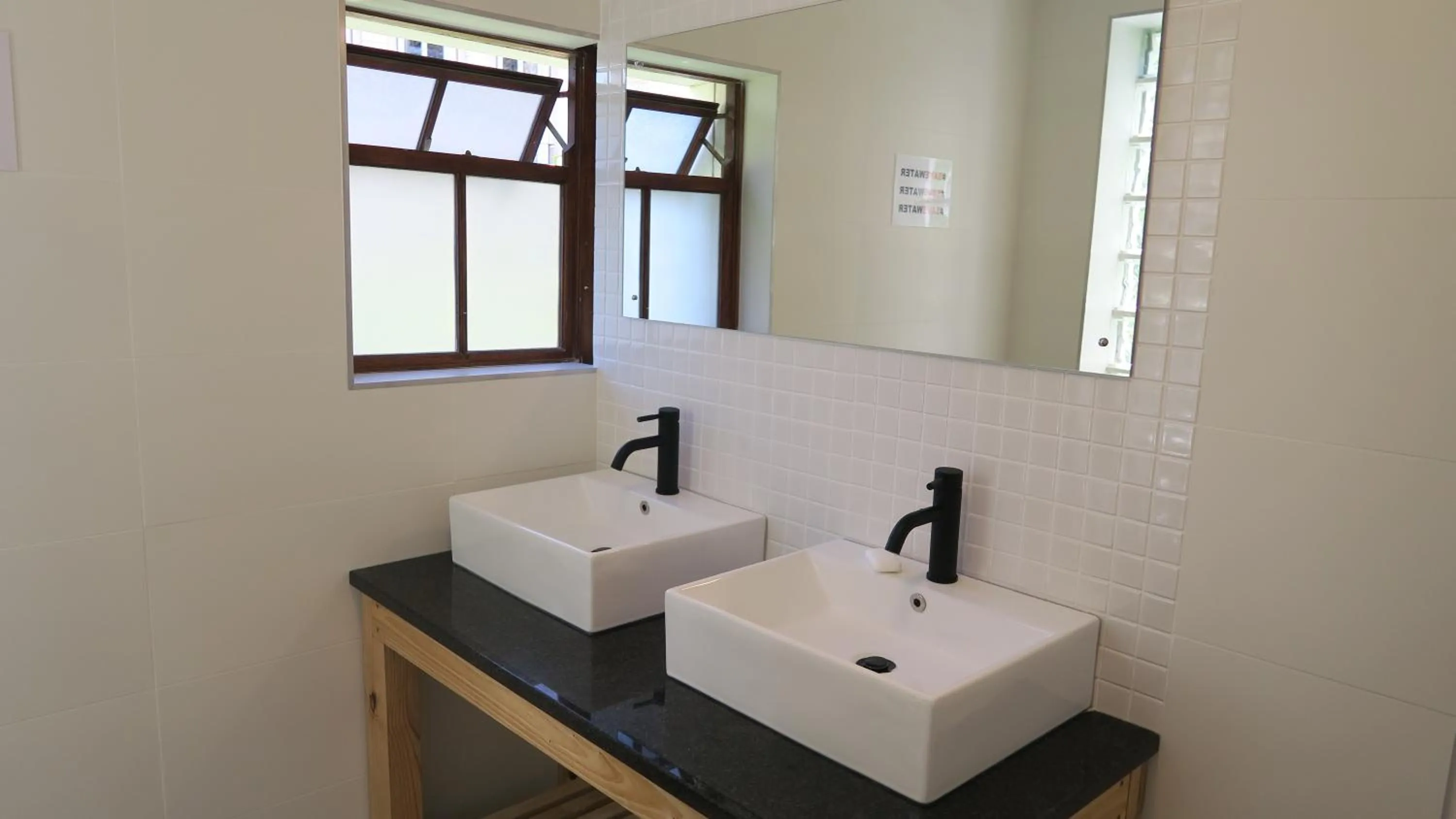 Bathroom in Atlantic Point Backpackers