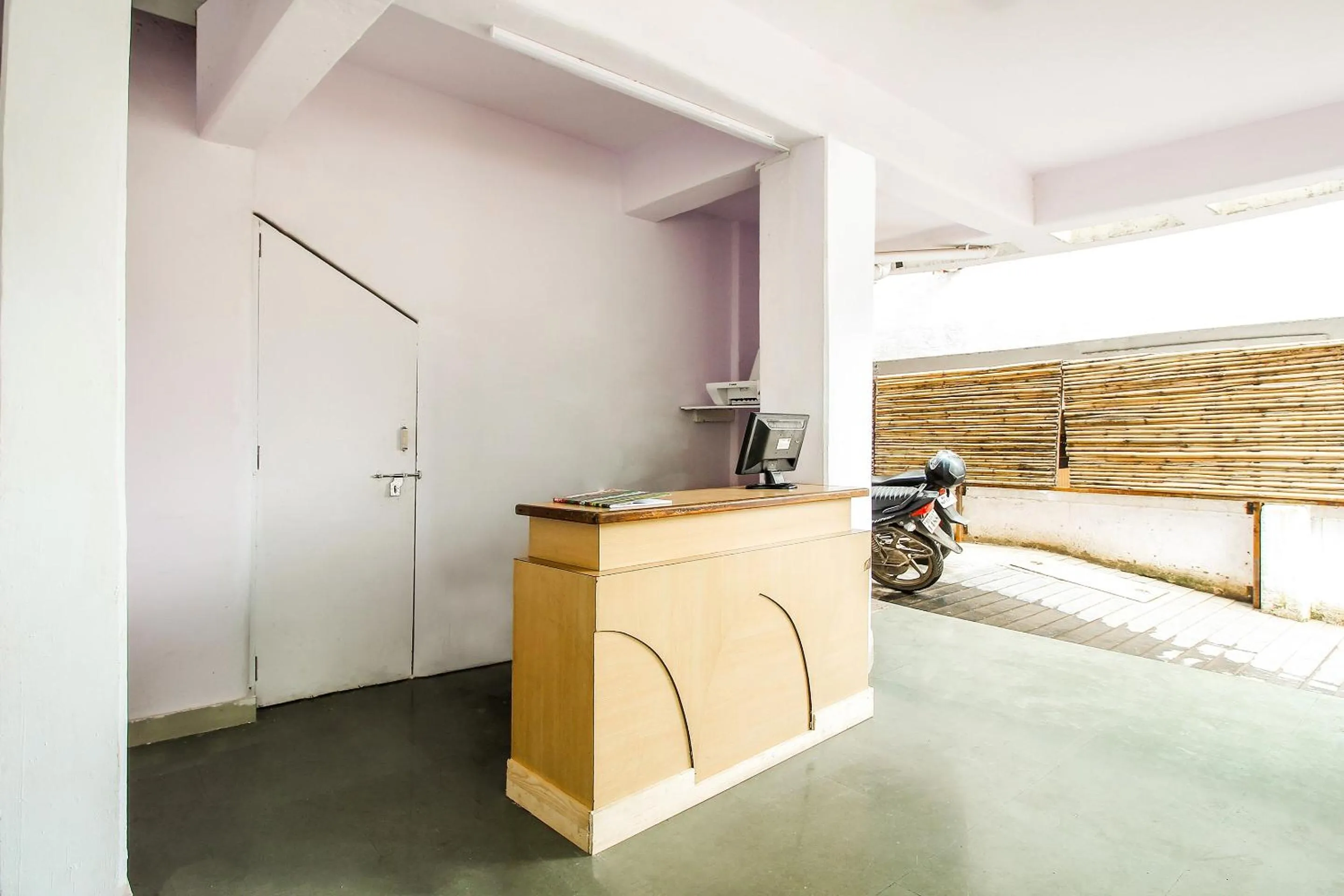 Lobby or reception in Hotel O Galaxy Near INOX