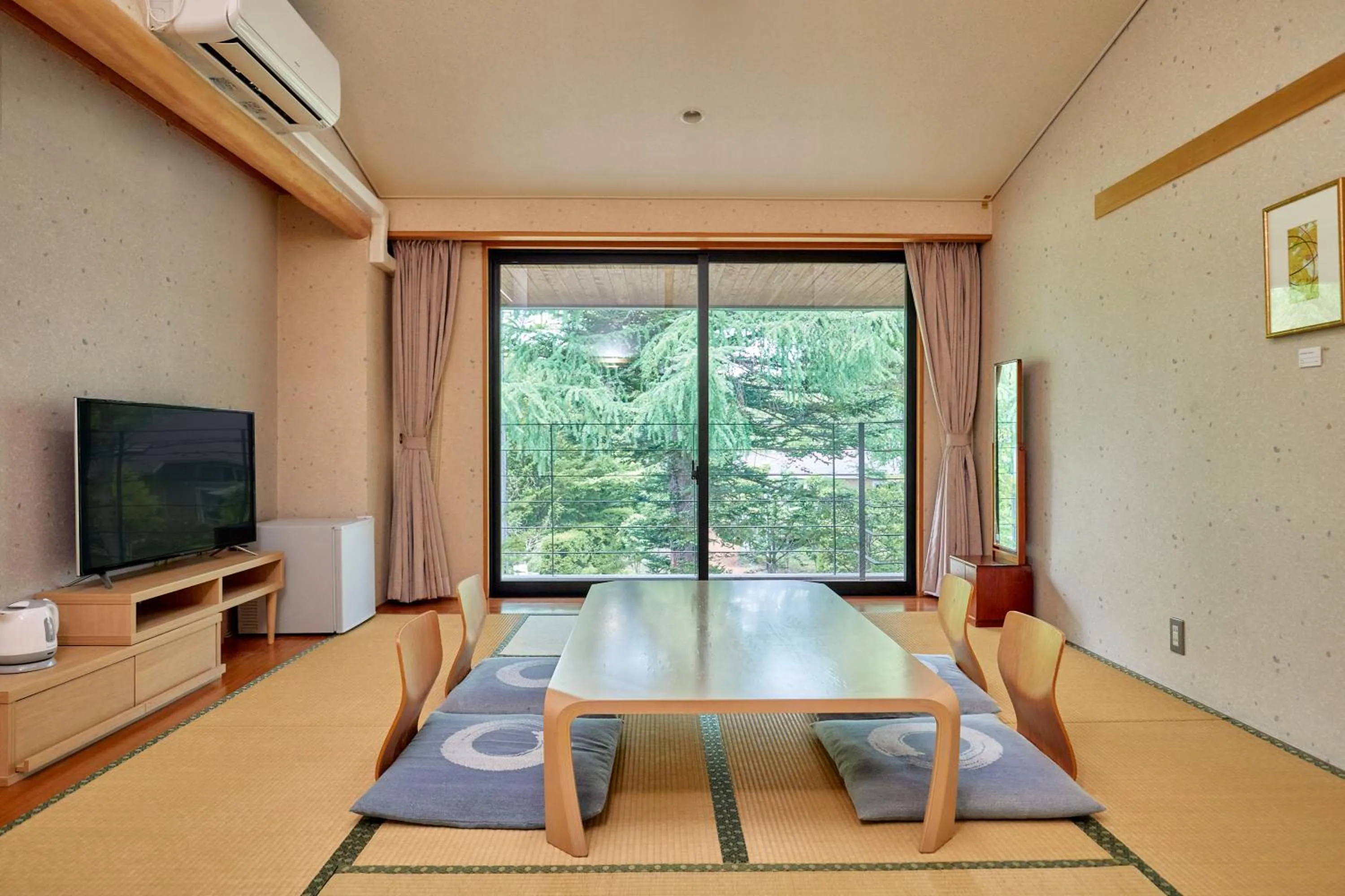 Photo of the whole room in IKOI Villa