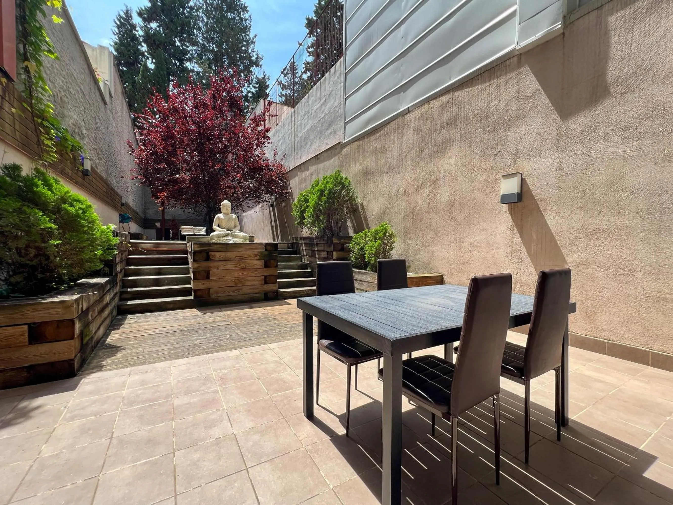 Patio in Home to Home Barcelona