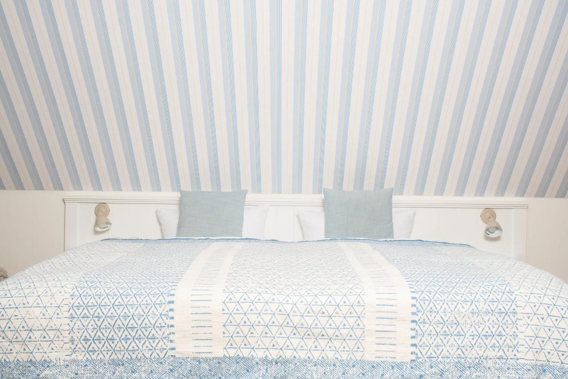 Bed in Strandhaus Ahrenshoop