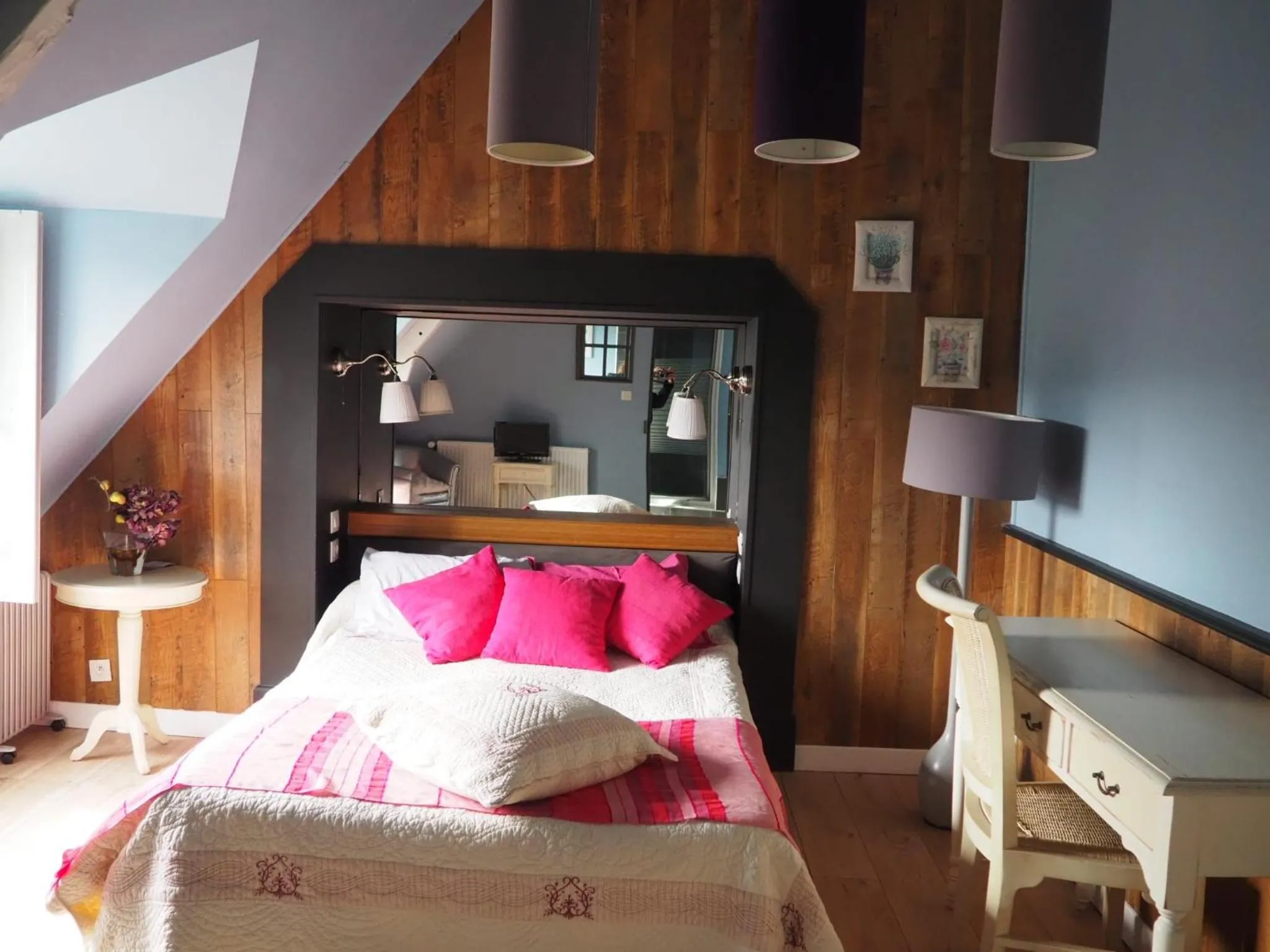 Photo of the whole room, Bed in Chambres d'Hôtes Fleur de Sel