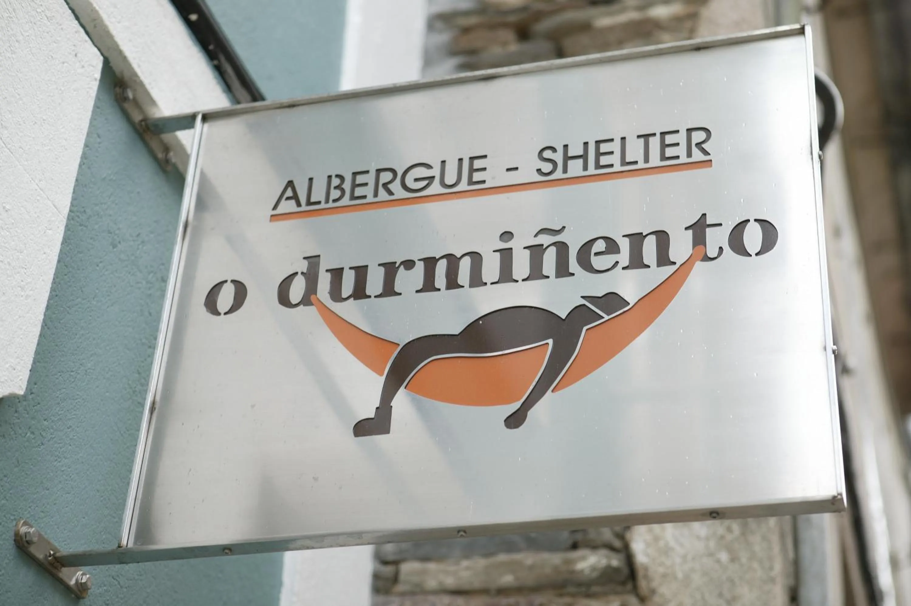 Property logo or sign in Albergue O Durmiñento