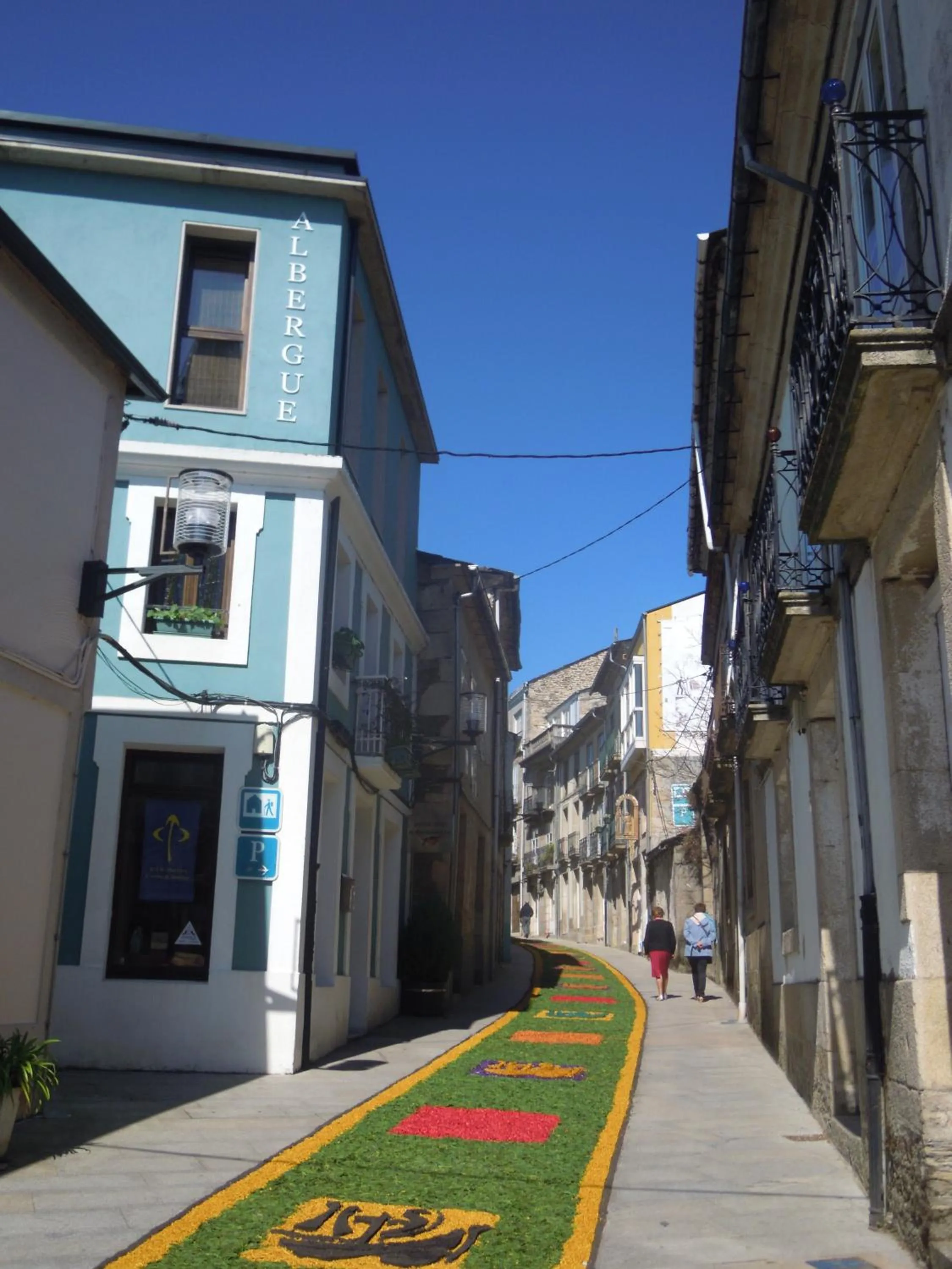 Property building in Albergue O Durmiñento