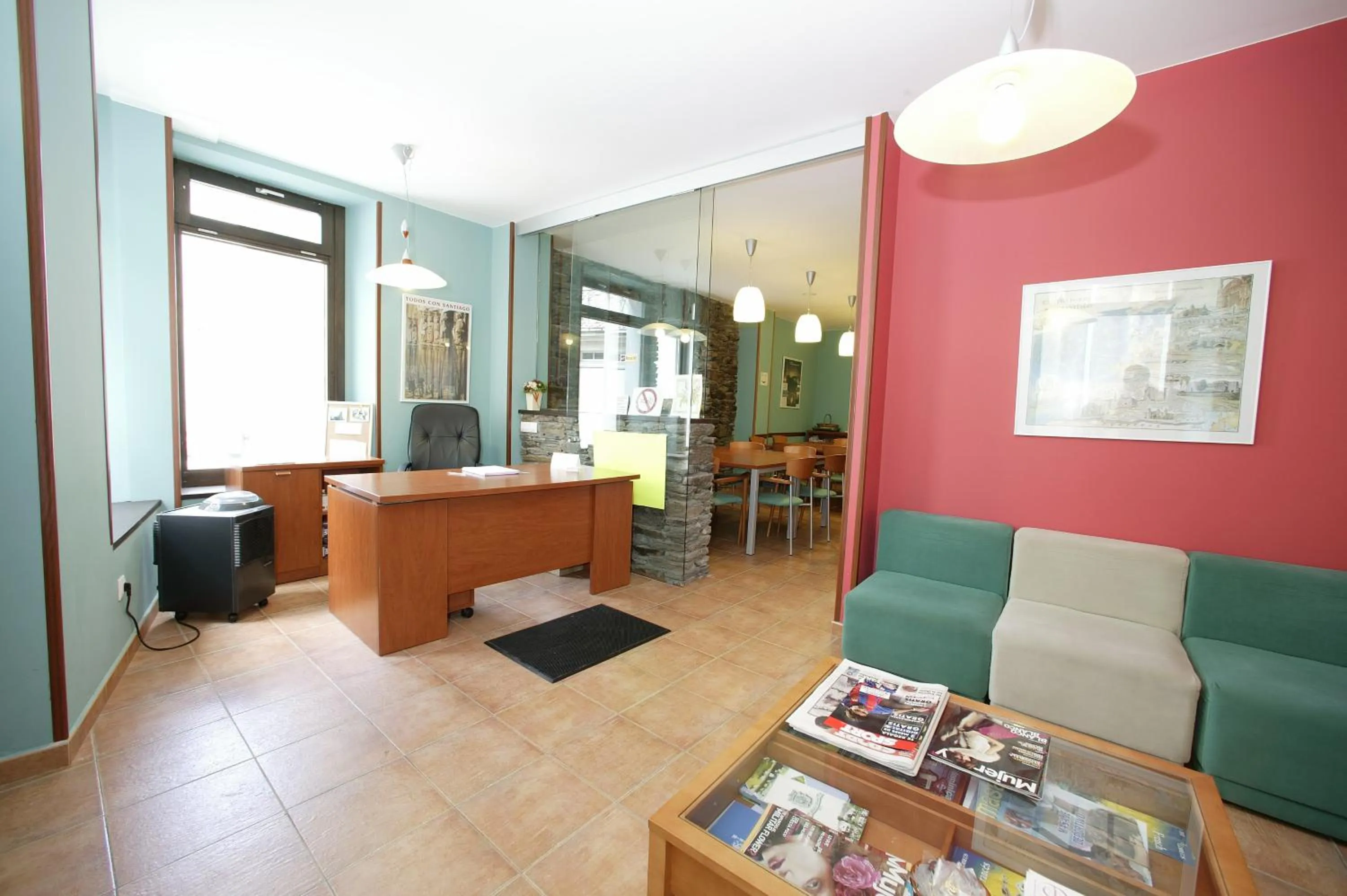 Lobby or reception in Albergue O Durmiñento