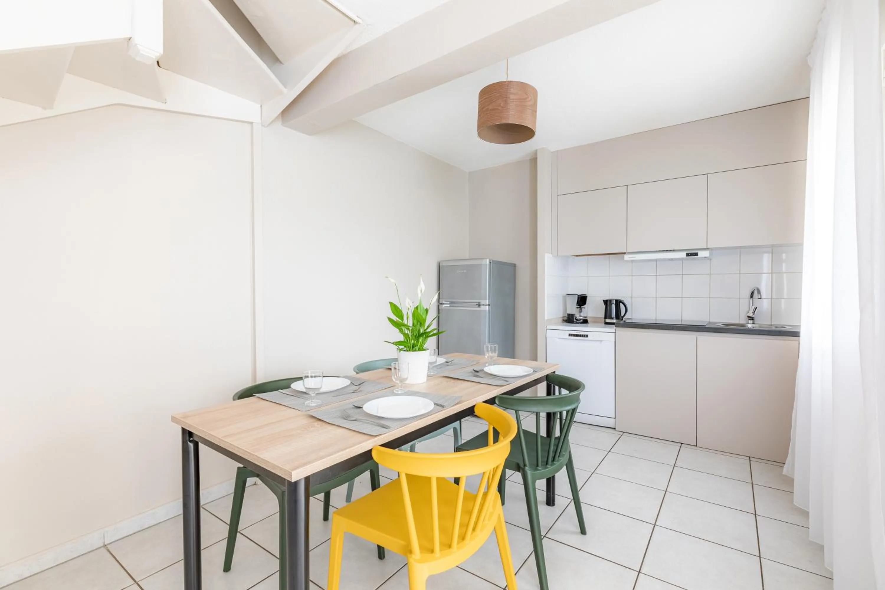 Coffee/tea facilities in Appart'City Classic Bordeaux Aéroport St Jean D'Illac