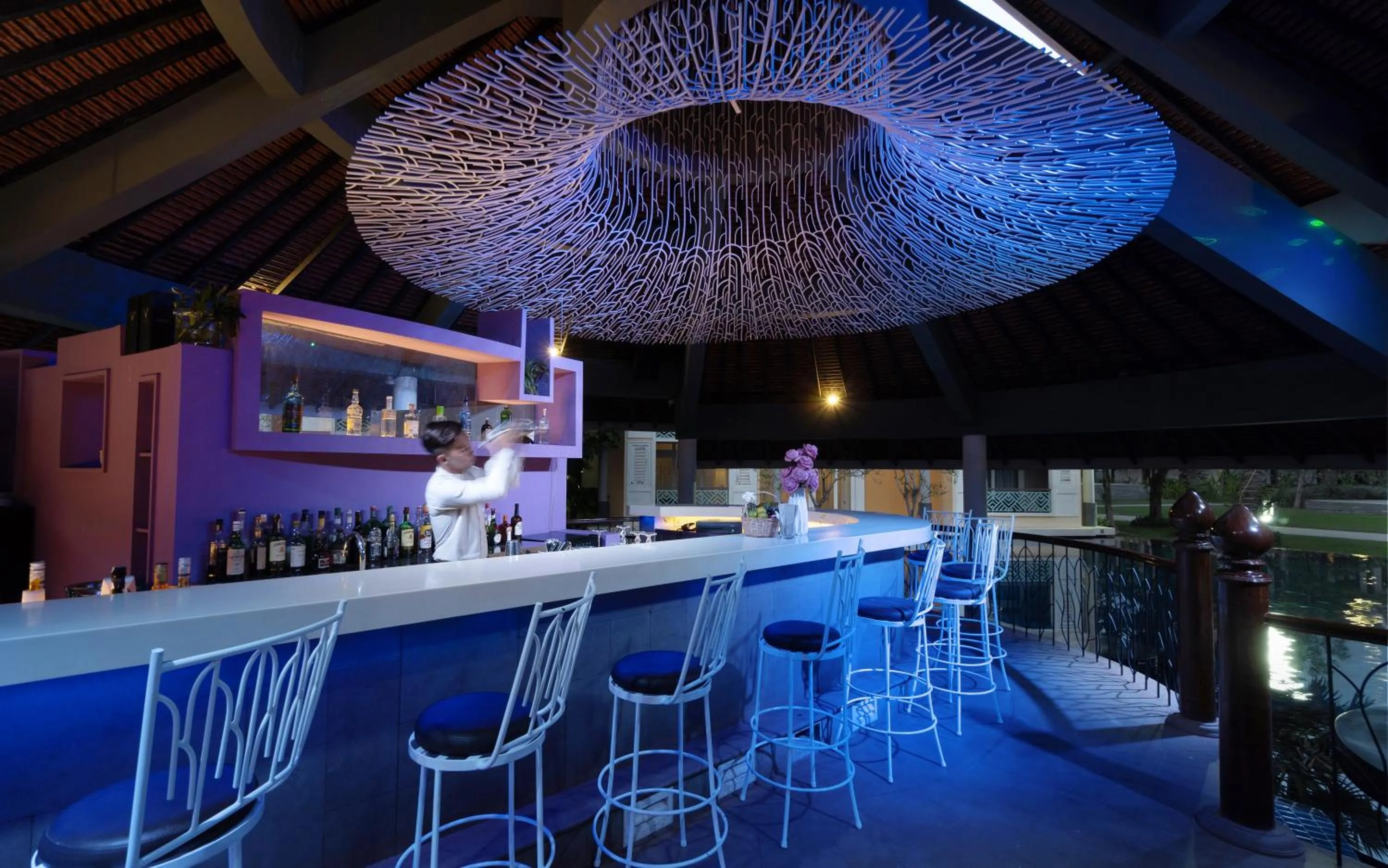 Lounge or bar in The Royal Family Suites by Memoire Palace Resort & Spa