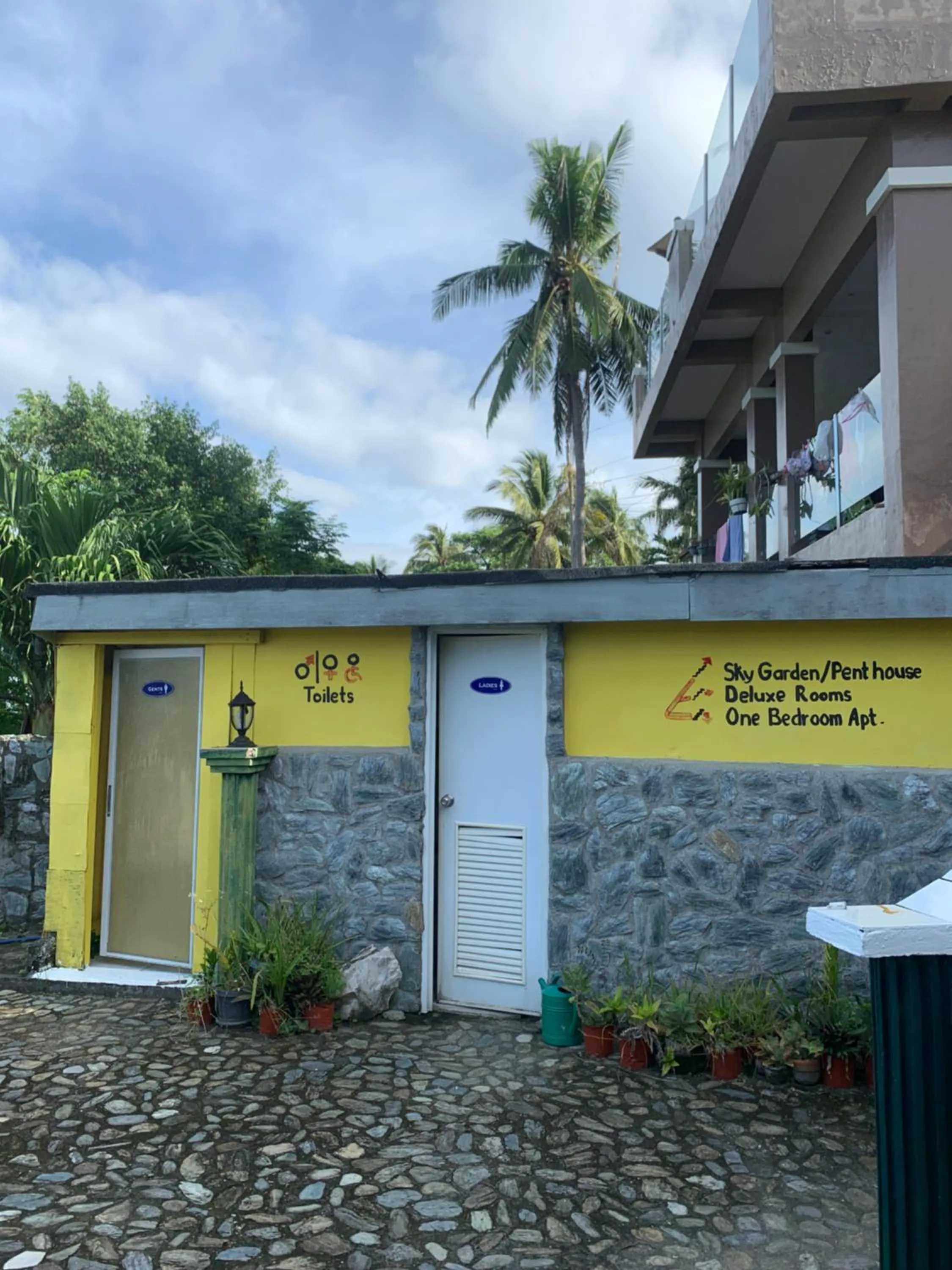 Property building in Dream Hill Condos & Spa