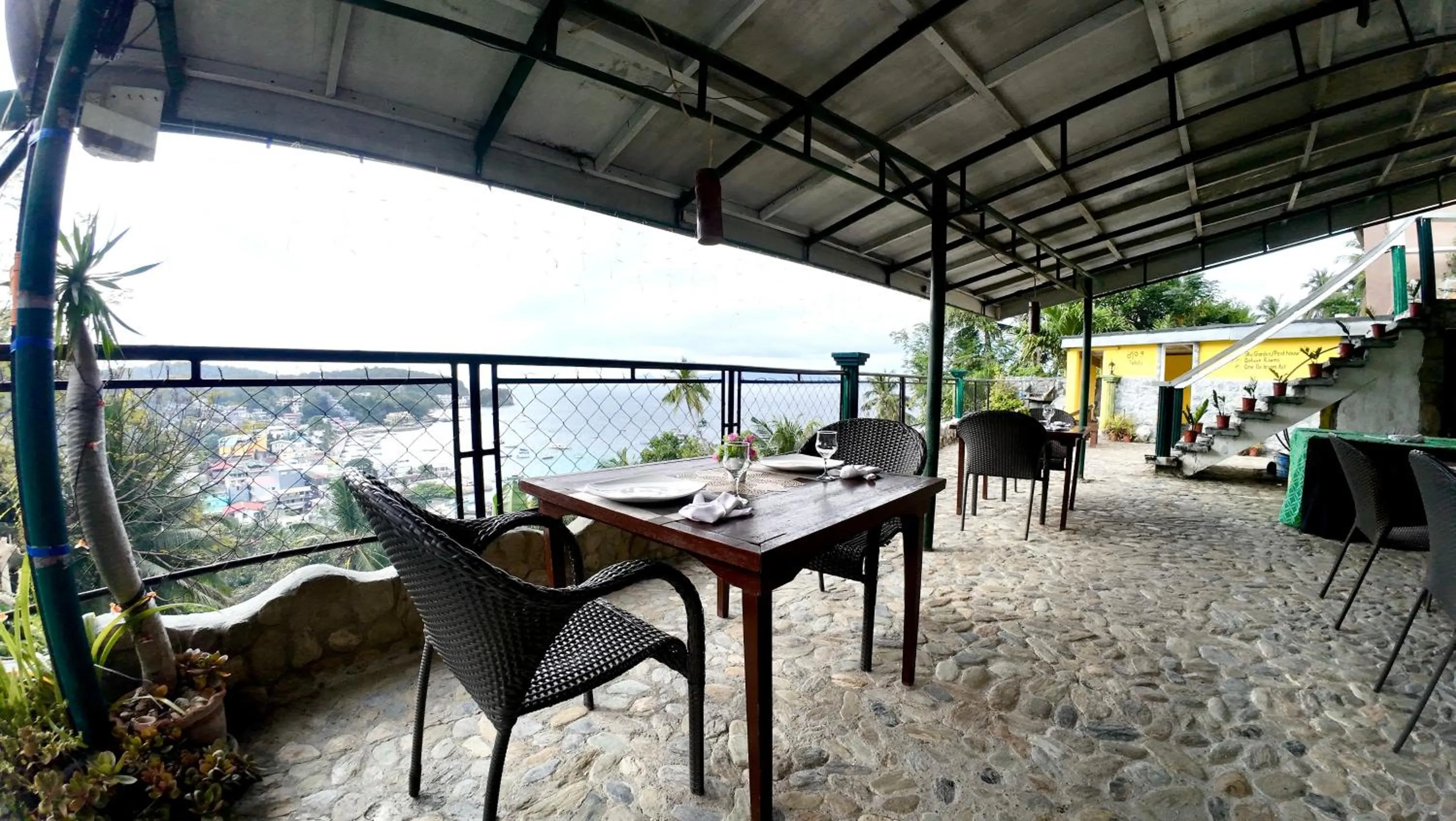 Restaurant/places to eat in Dream Hill Condos & Spa