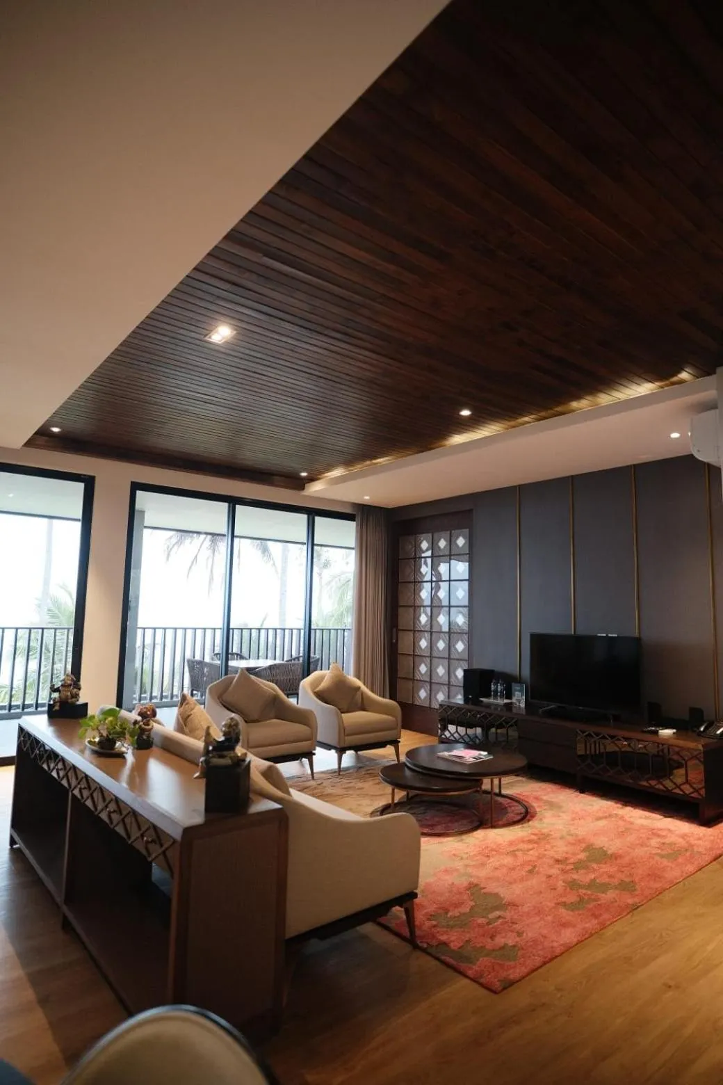 Living room in Ketapang Indah Hotel