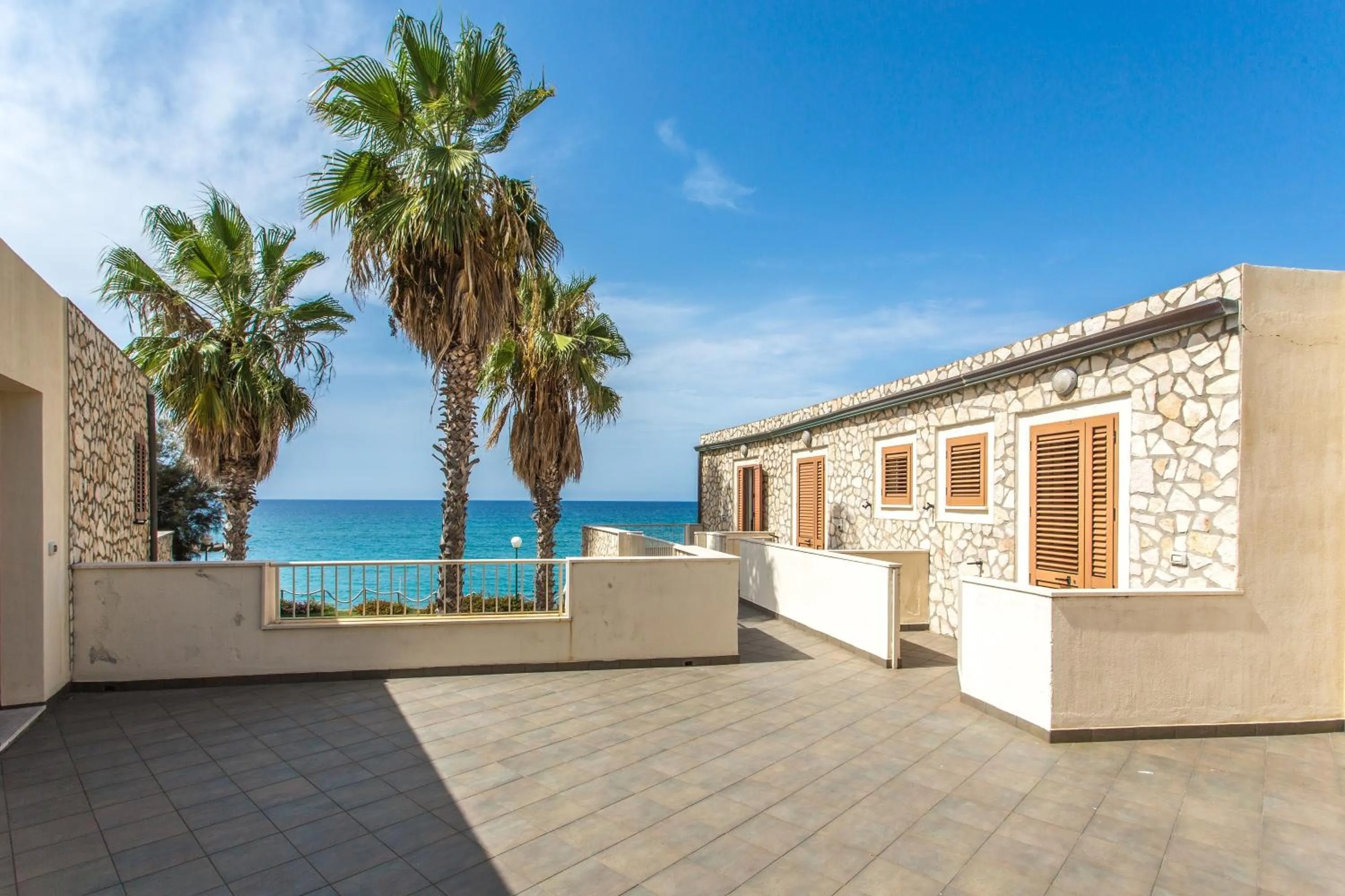 Sea view in Club Residence La Castellana Mare