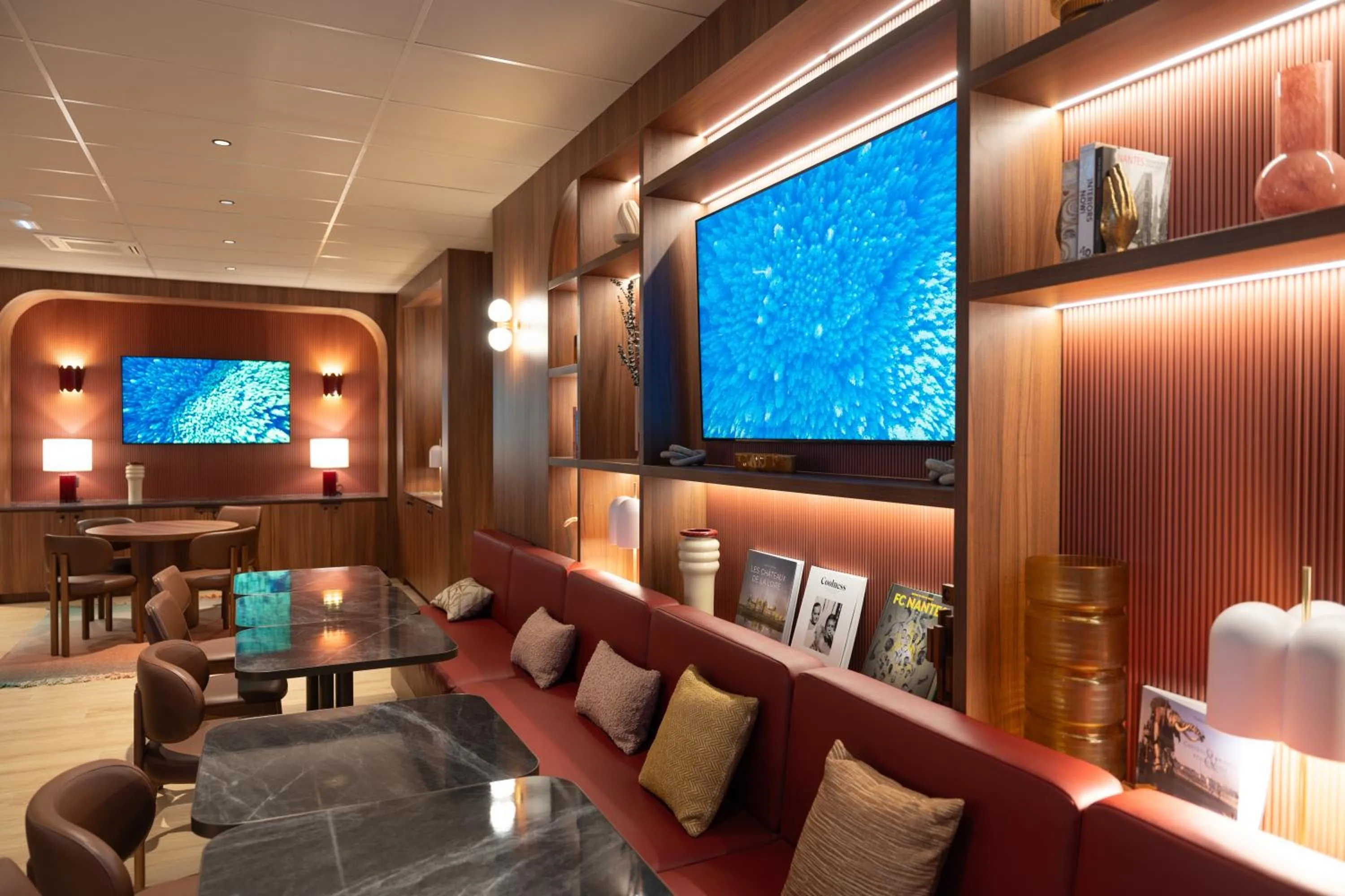 Seating area in Novotel Nantes Centre Bord de Loire