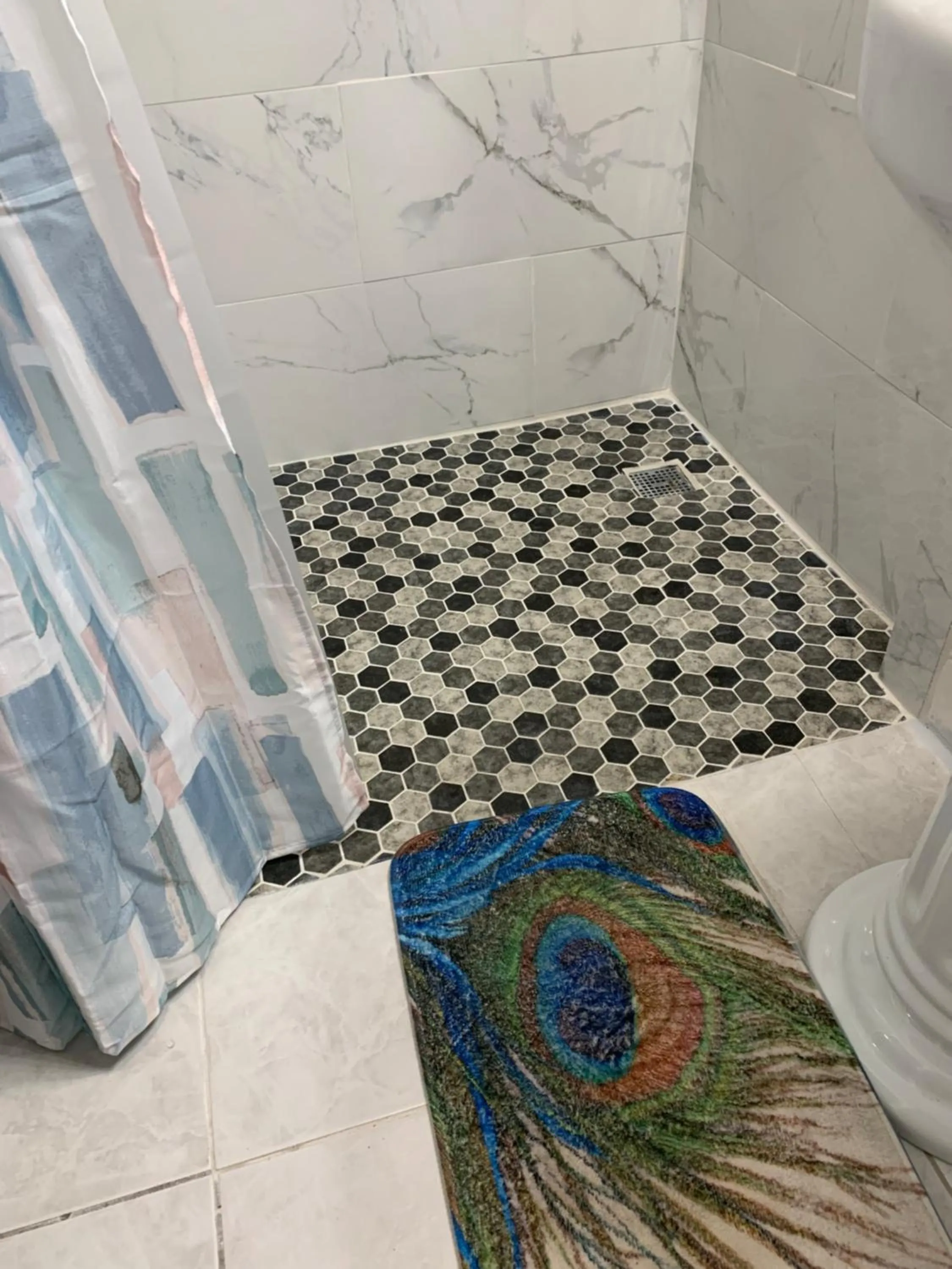 Bathroom in The Peahen House