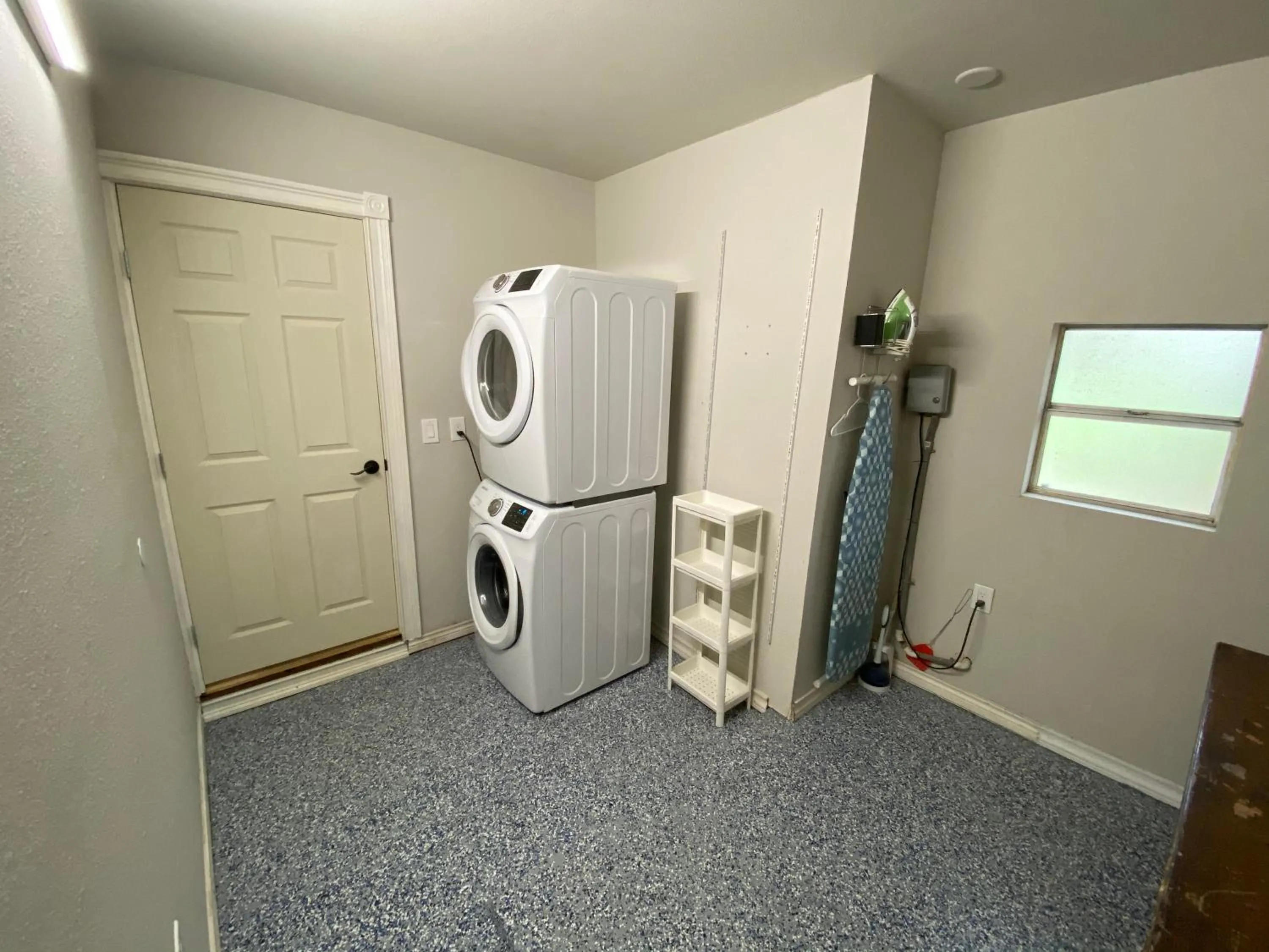 laundry in The Peahen House