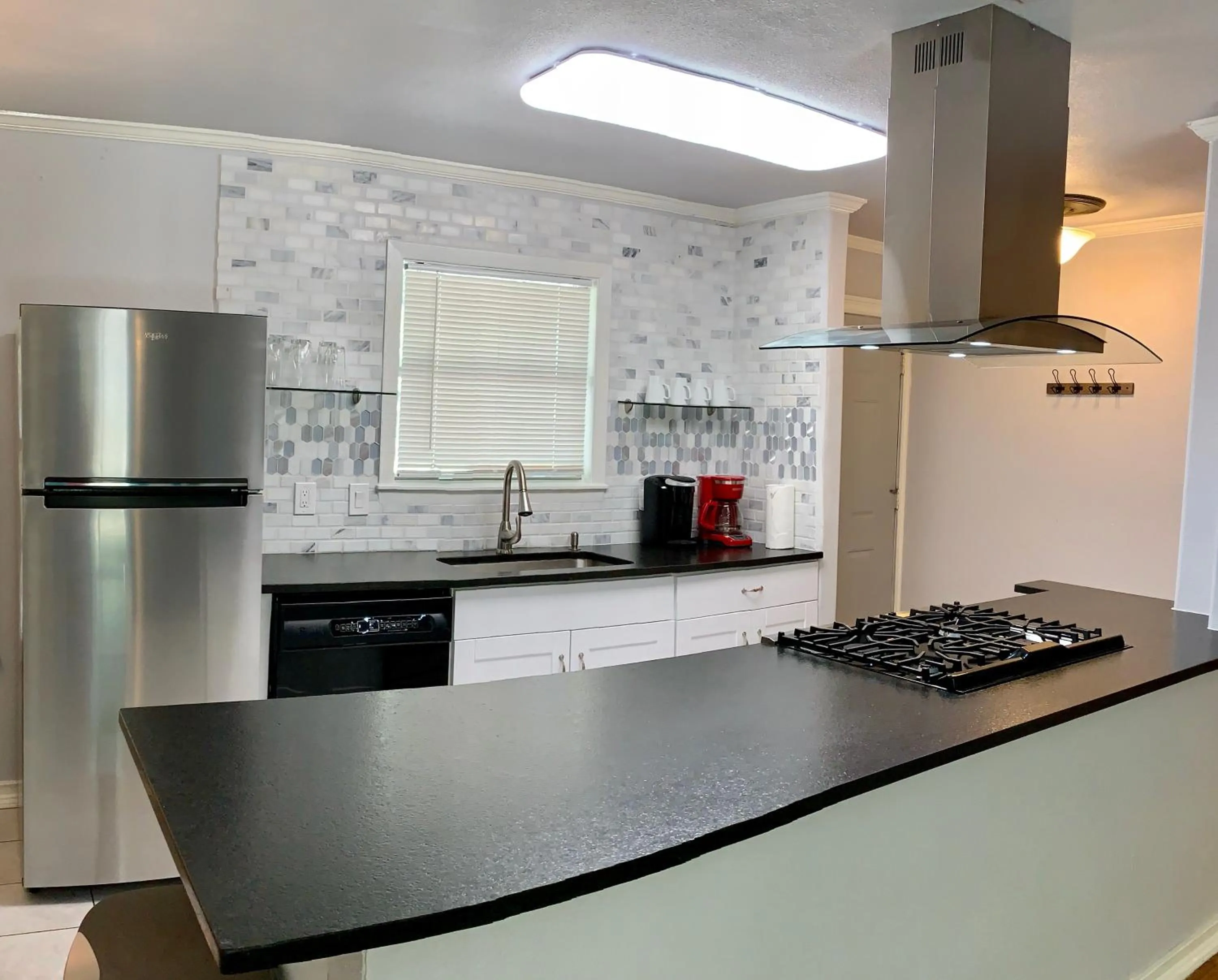 Coffee/tea facilities in The Peahen House