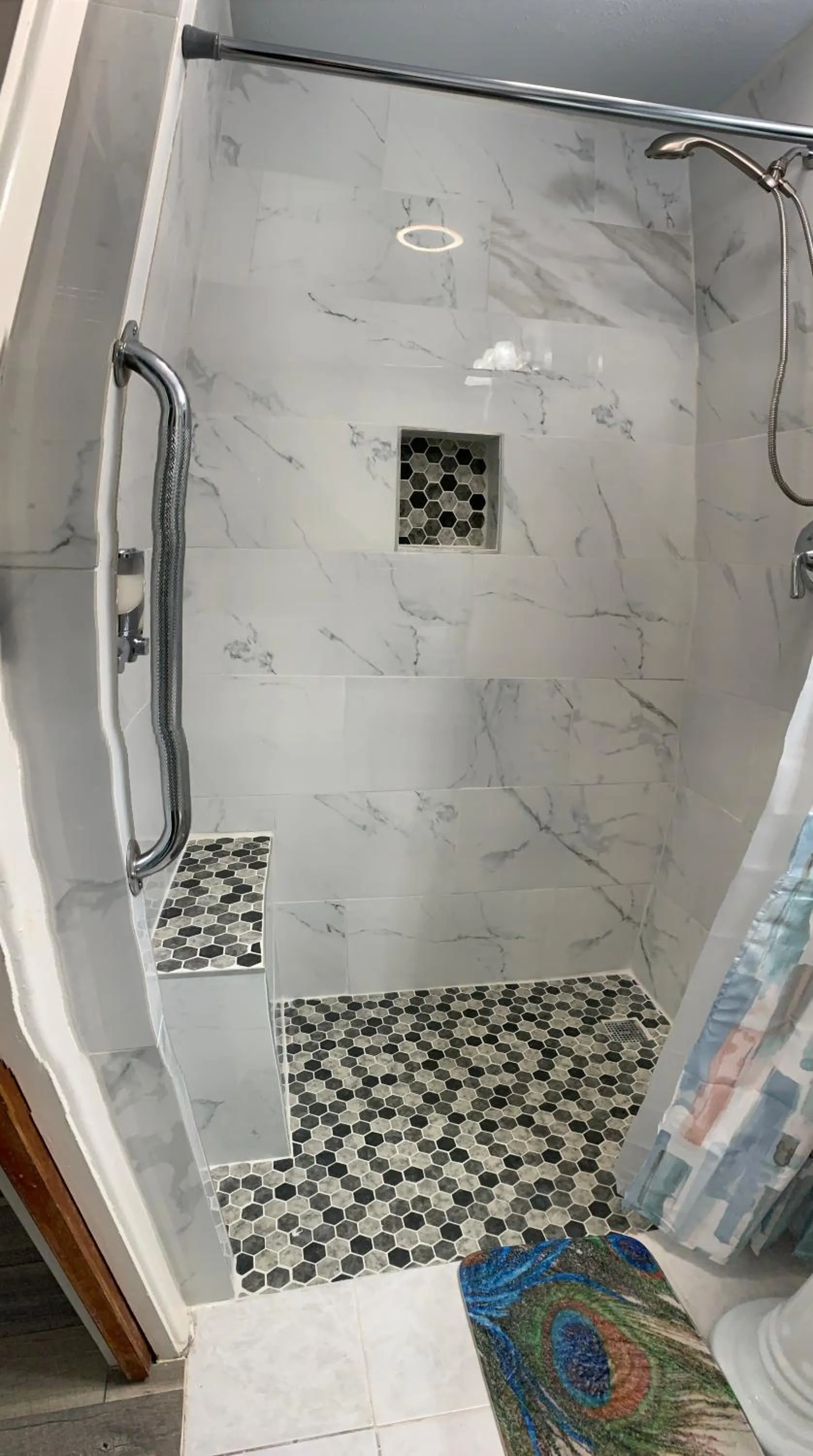 Bathroom in The Peahen House