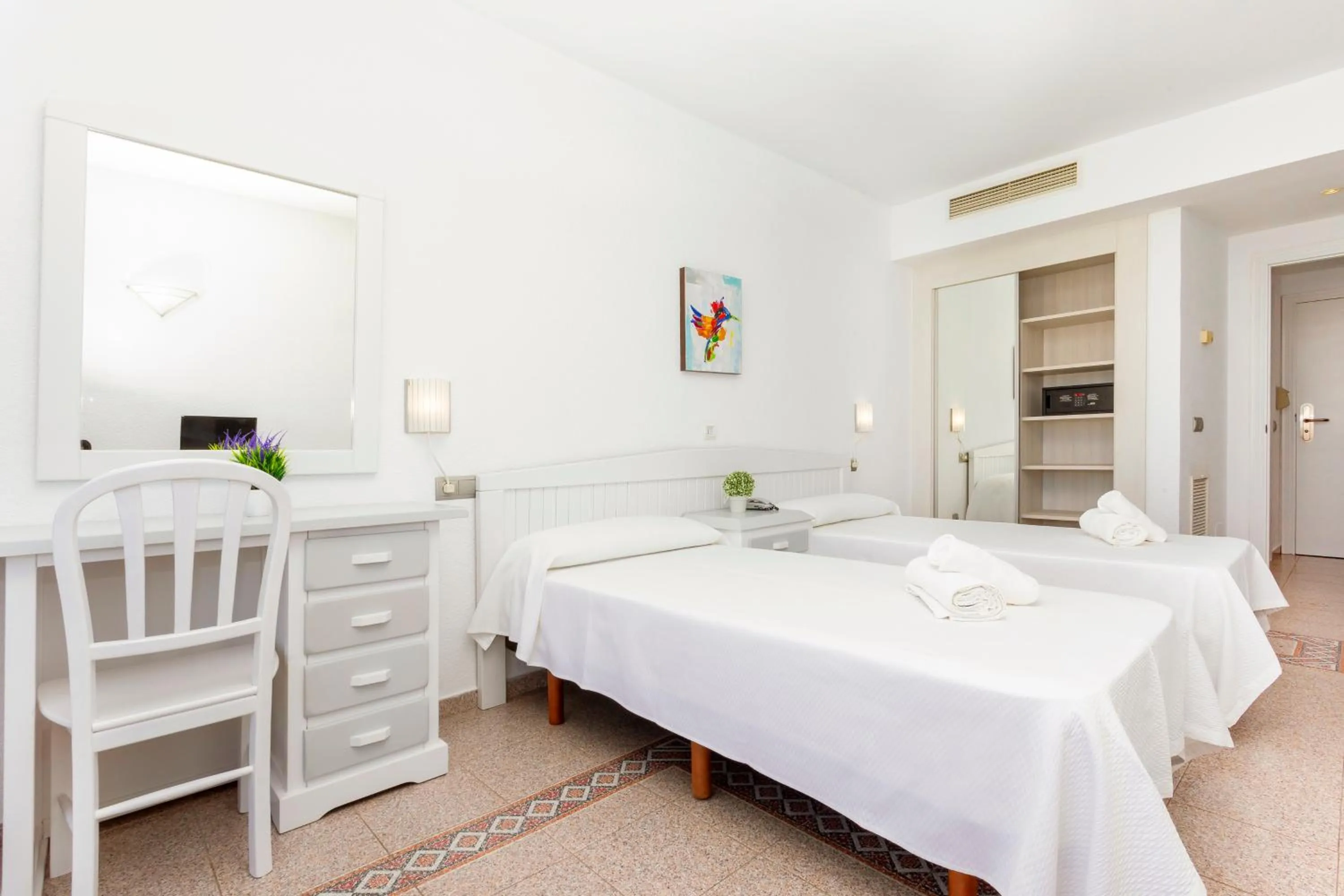 Photo of the whole room, Bed in Hostal Molins Park