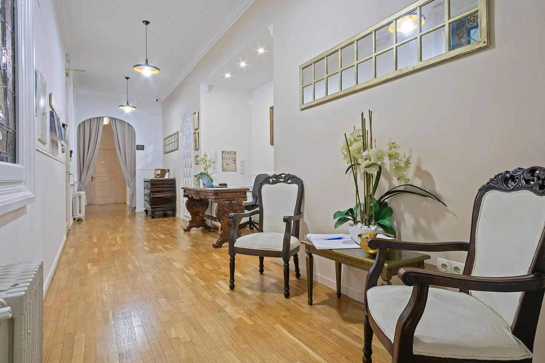 Lobby or reception in Mihlton Barcelona Boutique B&B