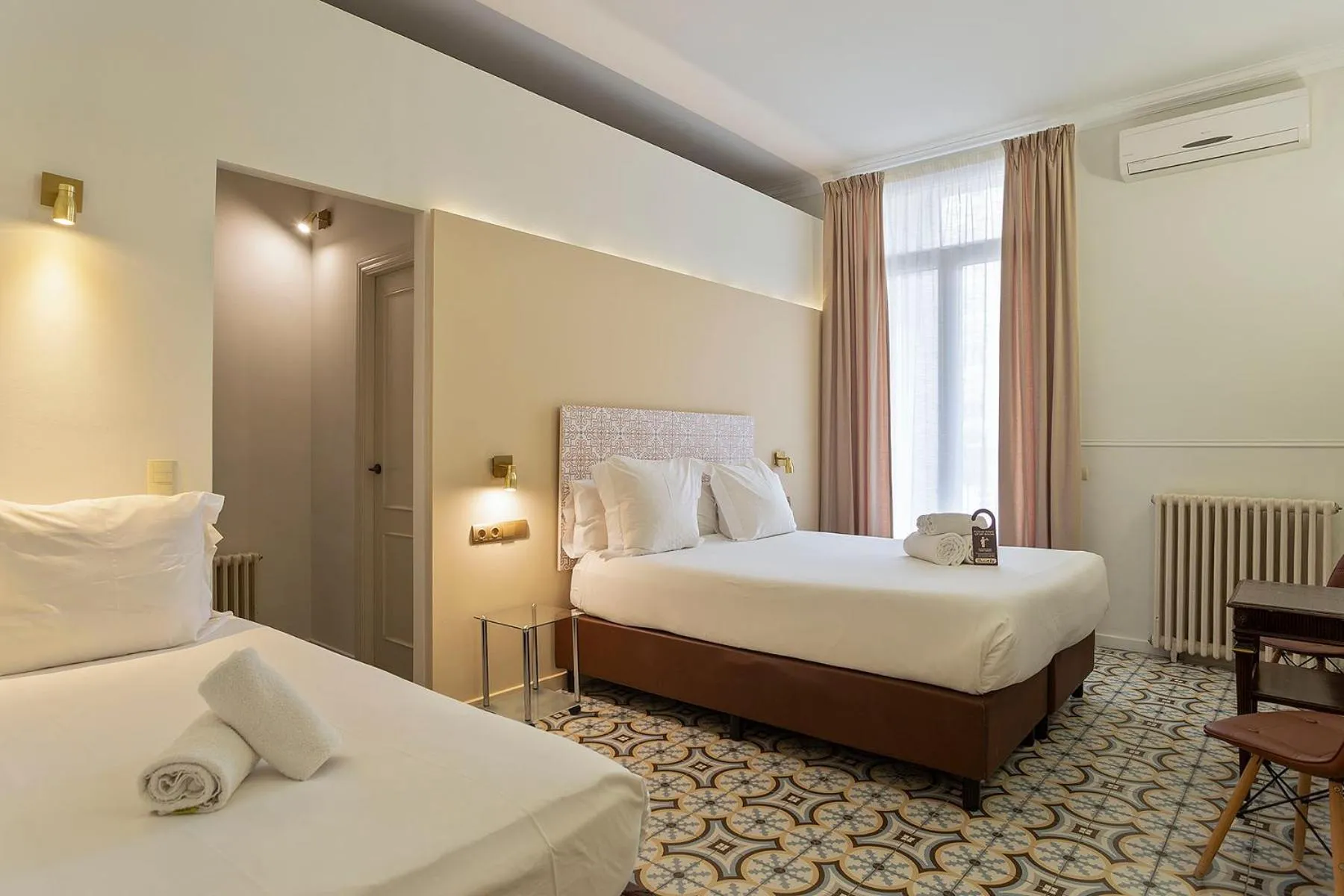 Bedroom, Bed in Mihlton Barcelona Boutique B&B