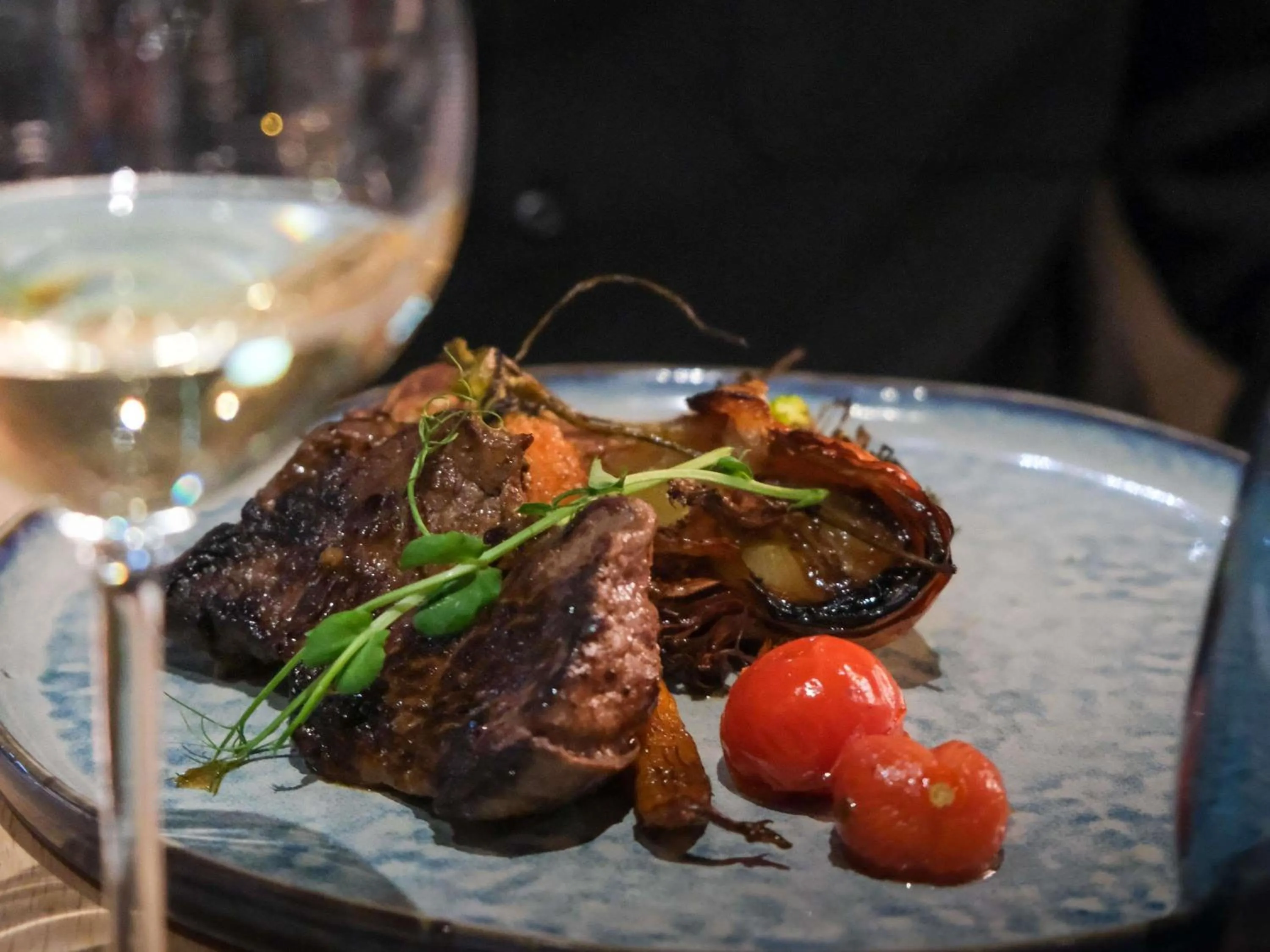 Restaurant/places to eat in Mercure Saint Omer Centre Gare