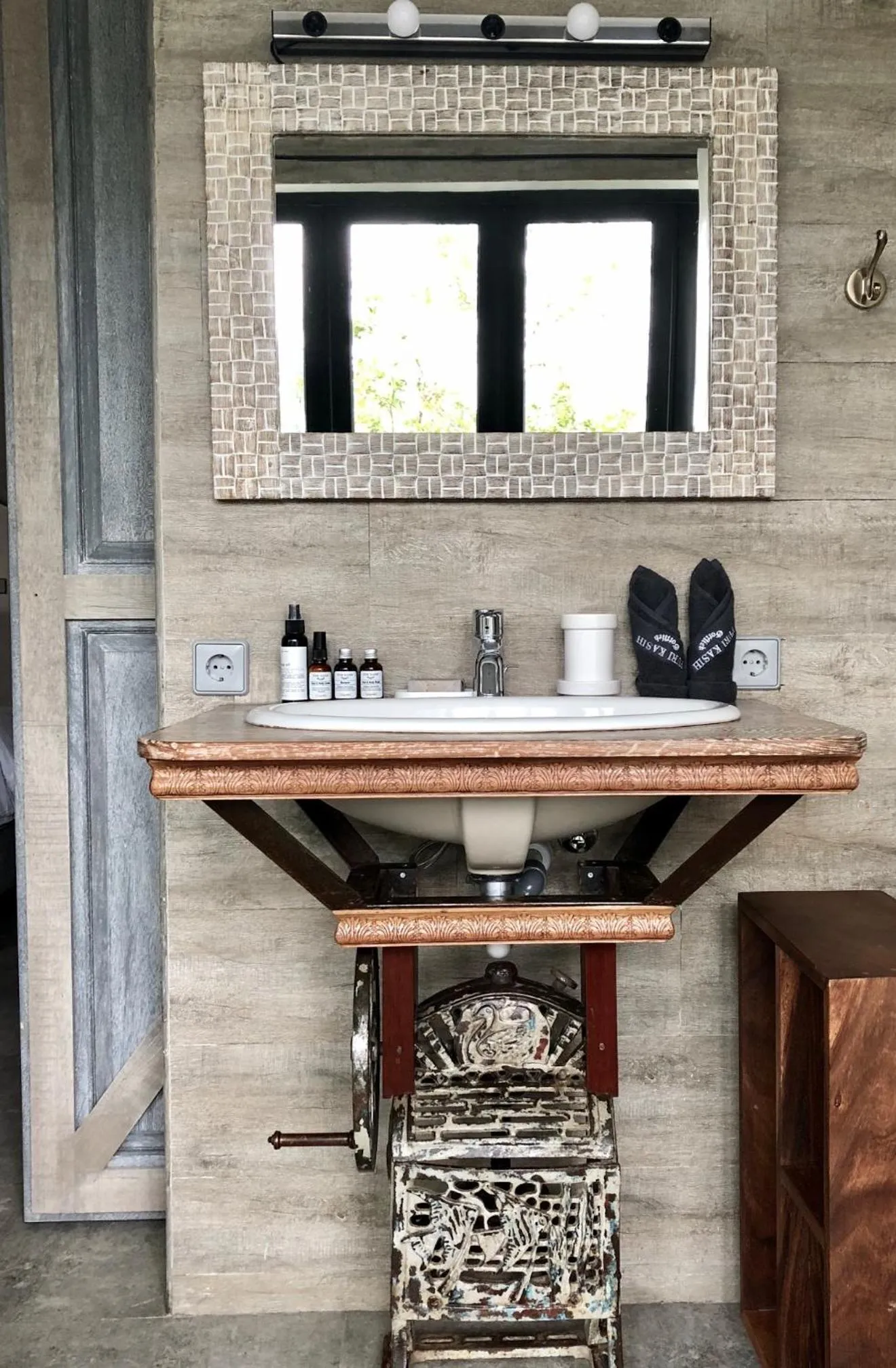 Bathroom in Puri Kasih Gottlieb