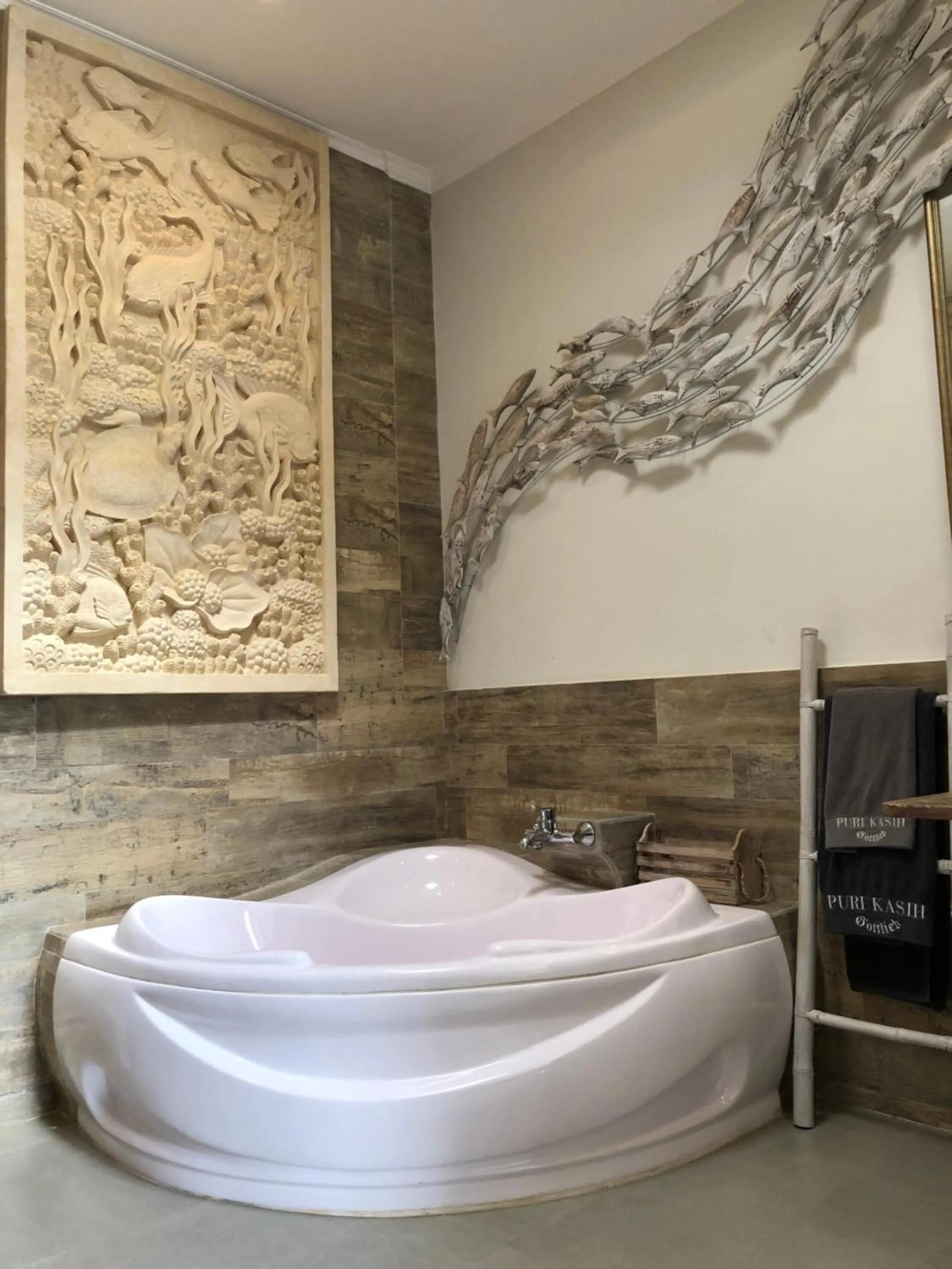 Bathroom, Bed in Puri Kasih Gottlieb