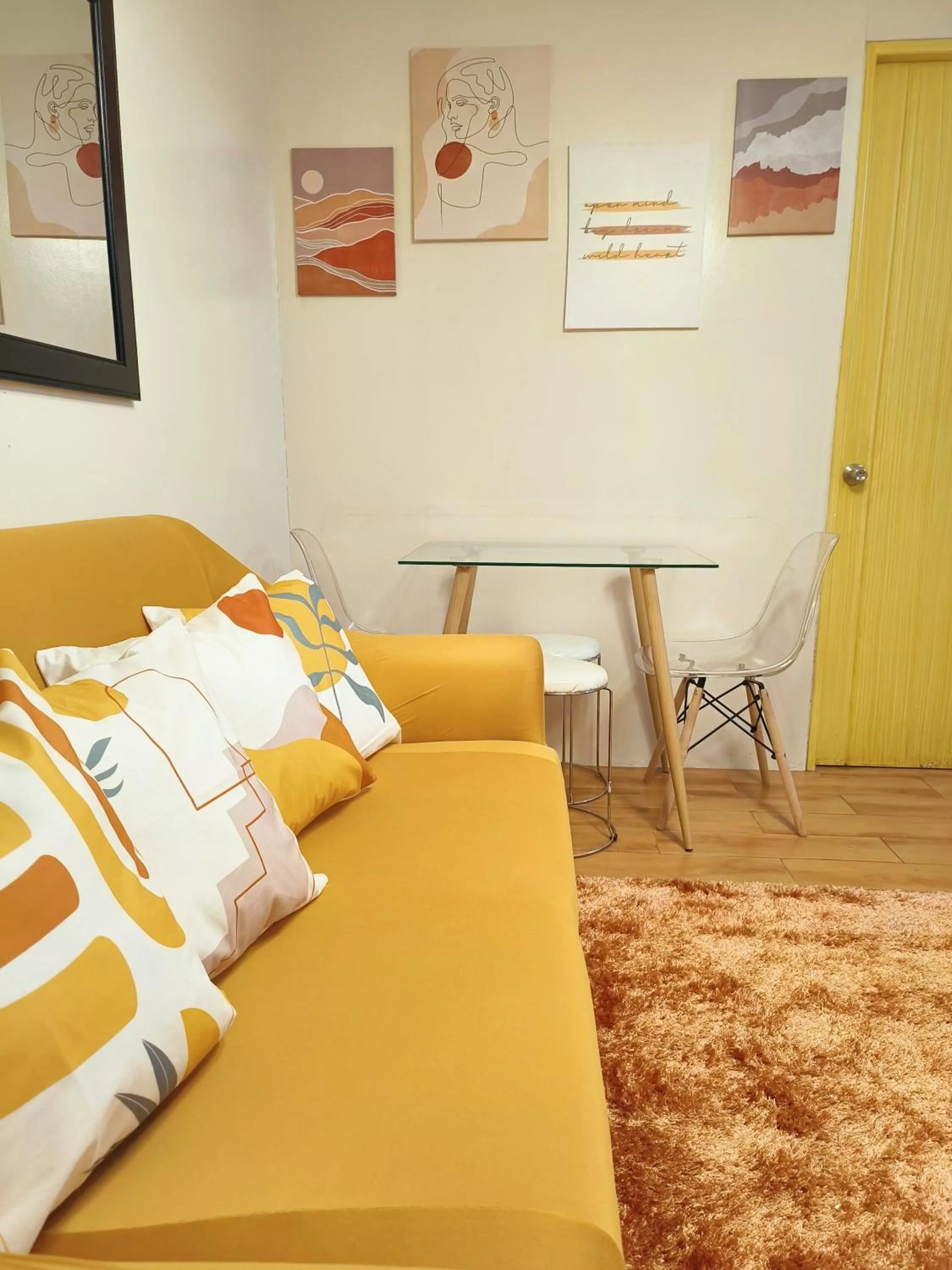 Living room, Bed in Davao Condo 2BR Pool Wifi Netflix