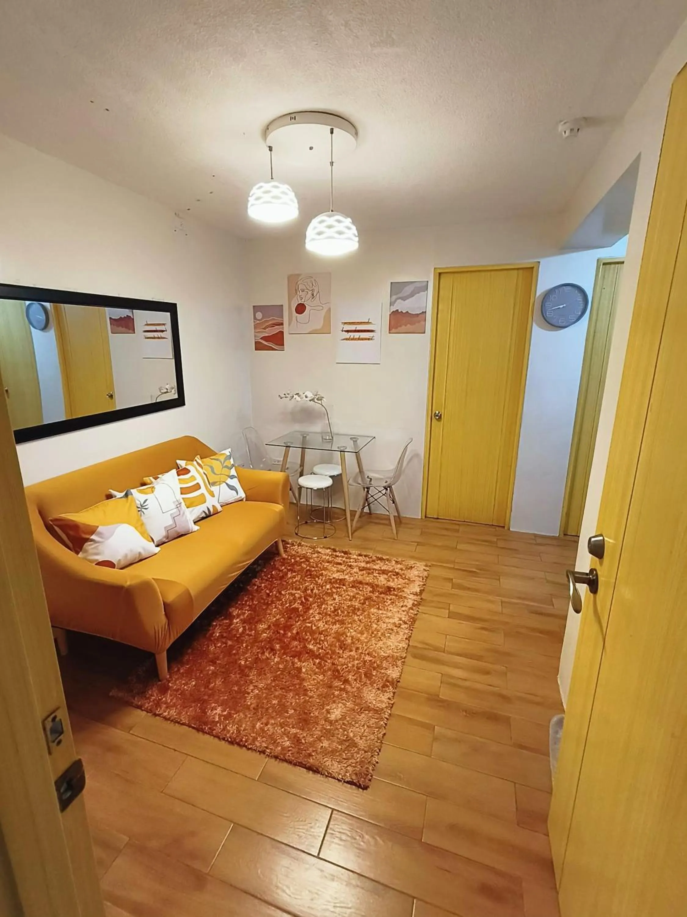 Living room, Bed in Davao Condo 2BR Pool Wifi Netflix