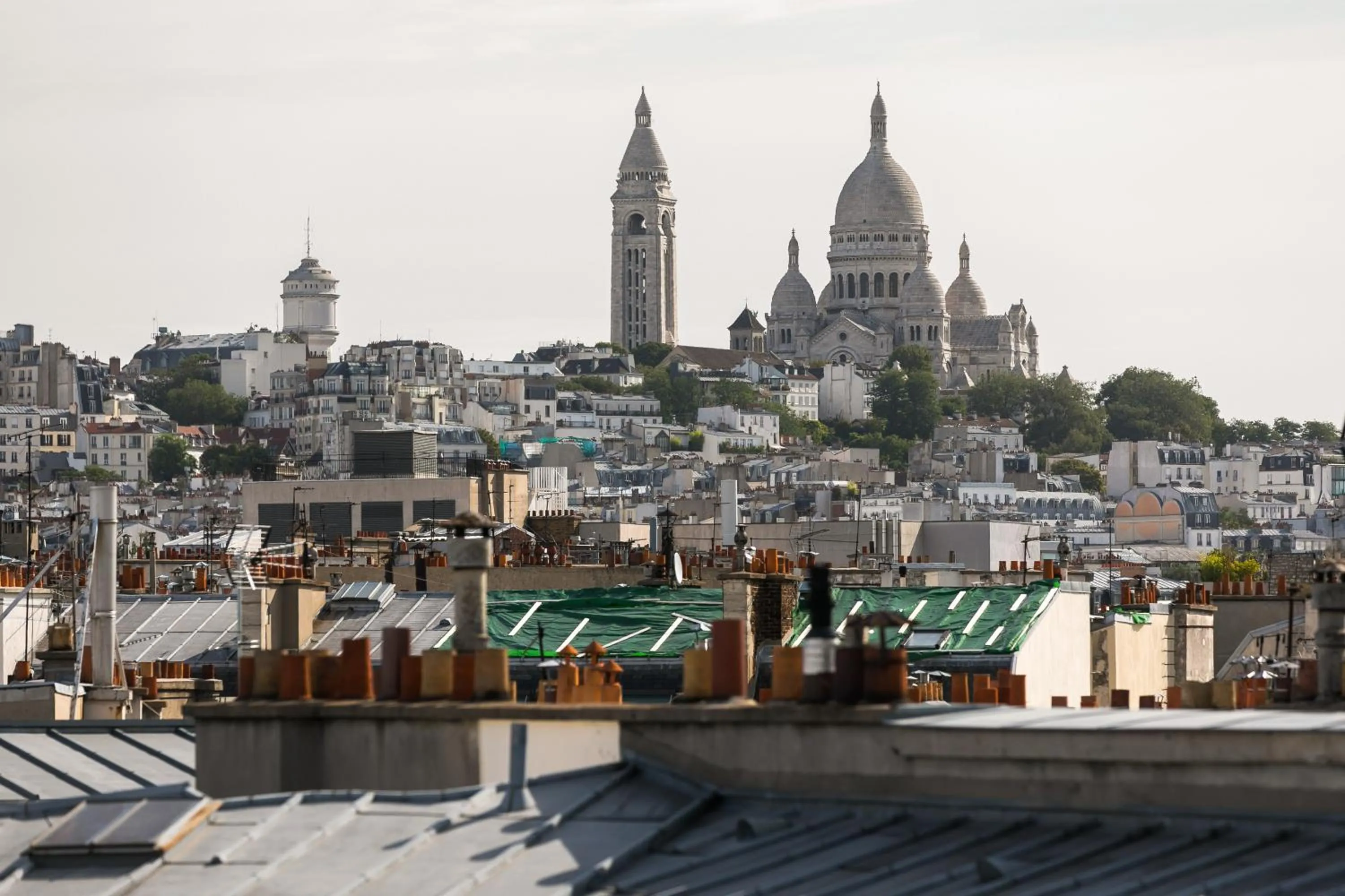 Nearby landmark in Hotel Cervantes by Happyculture