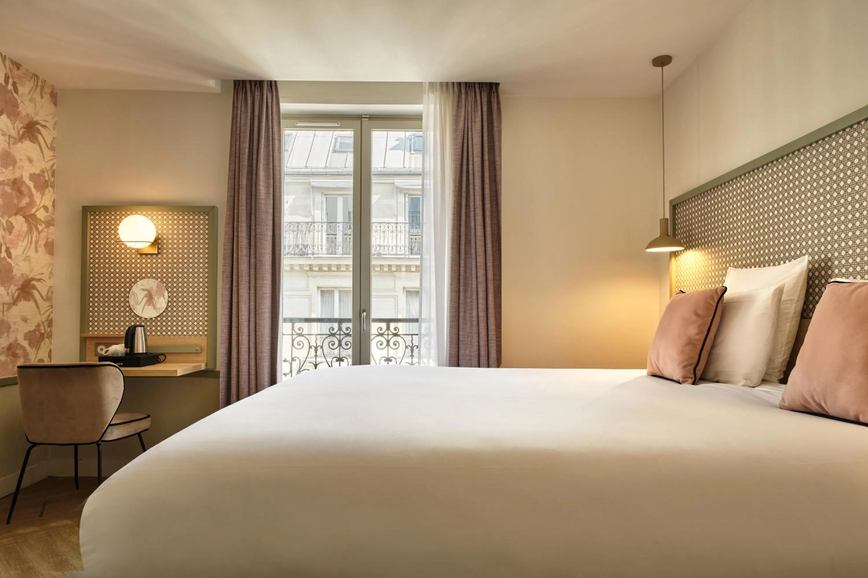 Bed in Hotel Cervantes by Happyculture