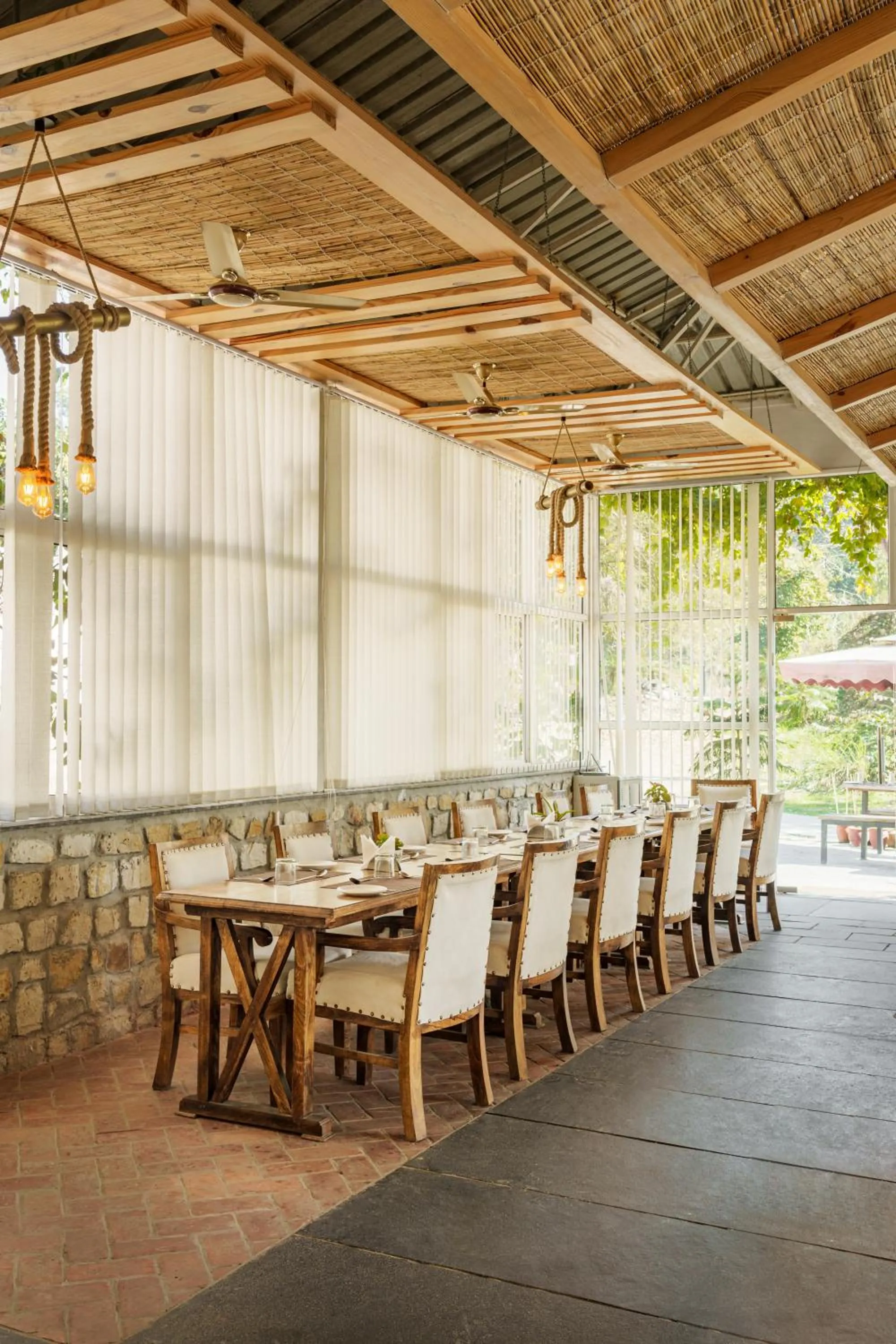 Restaurant/places to eat in The Sylvan Retreat