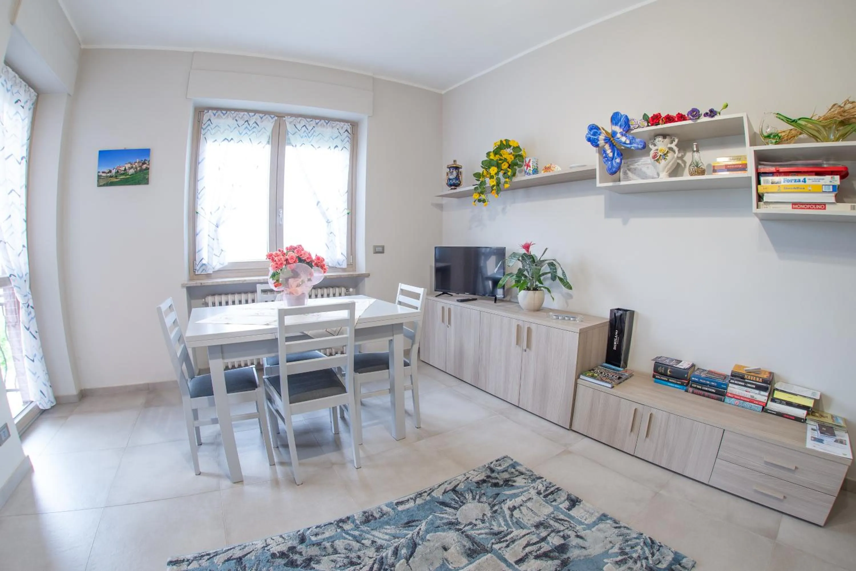 Communal lounge/ TV room in B&B da Laura e Aldo