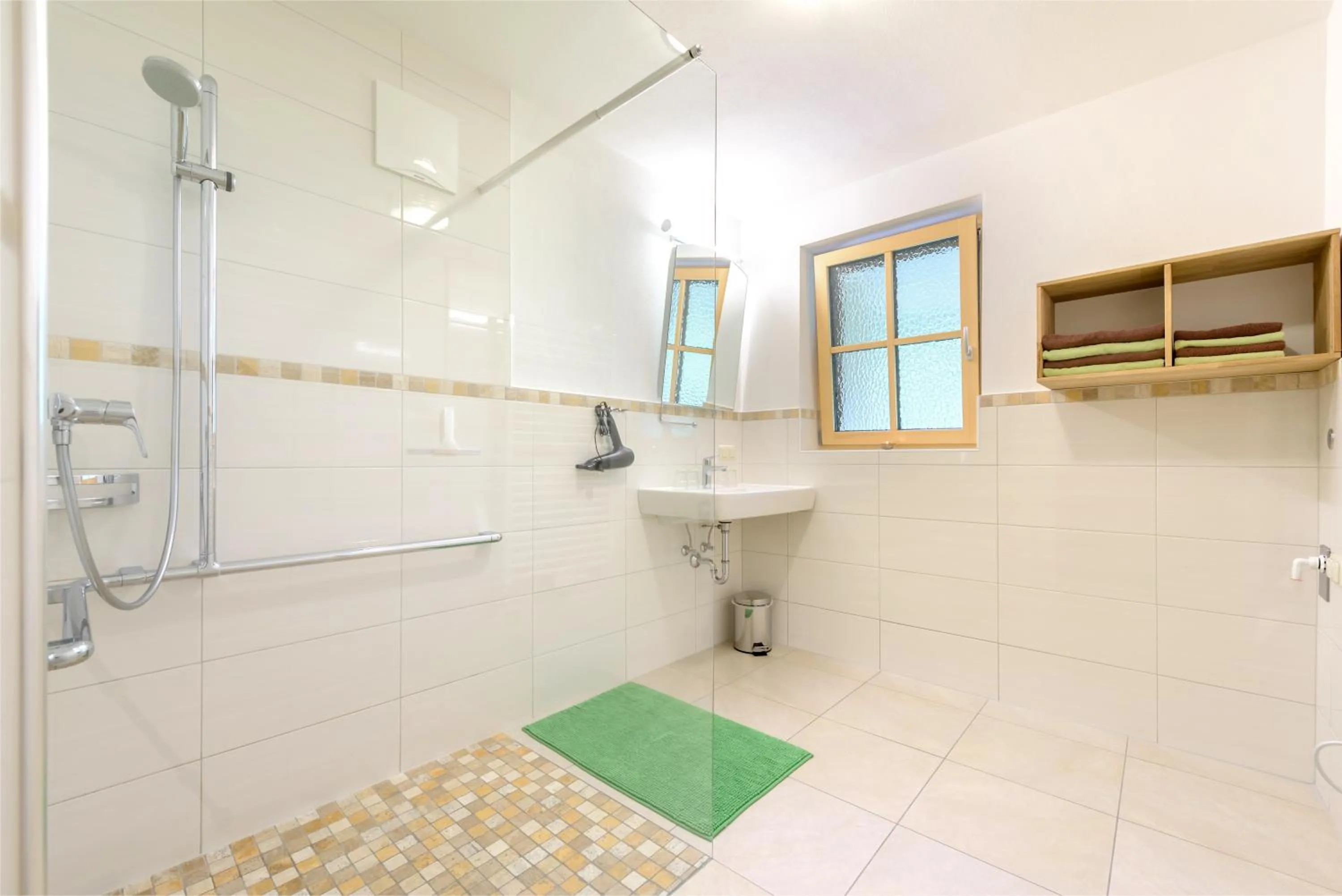 Shower in ARCHE Hof Öbristhof