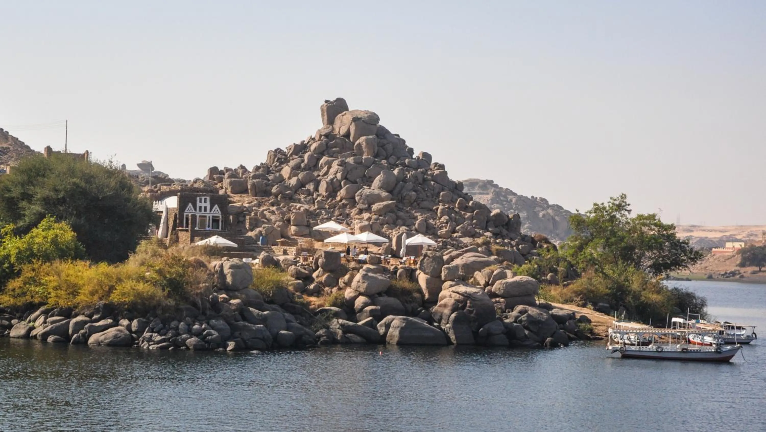Facade/entrance in Eco Nubia