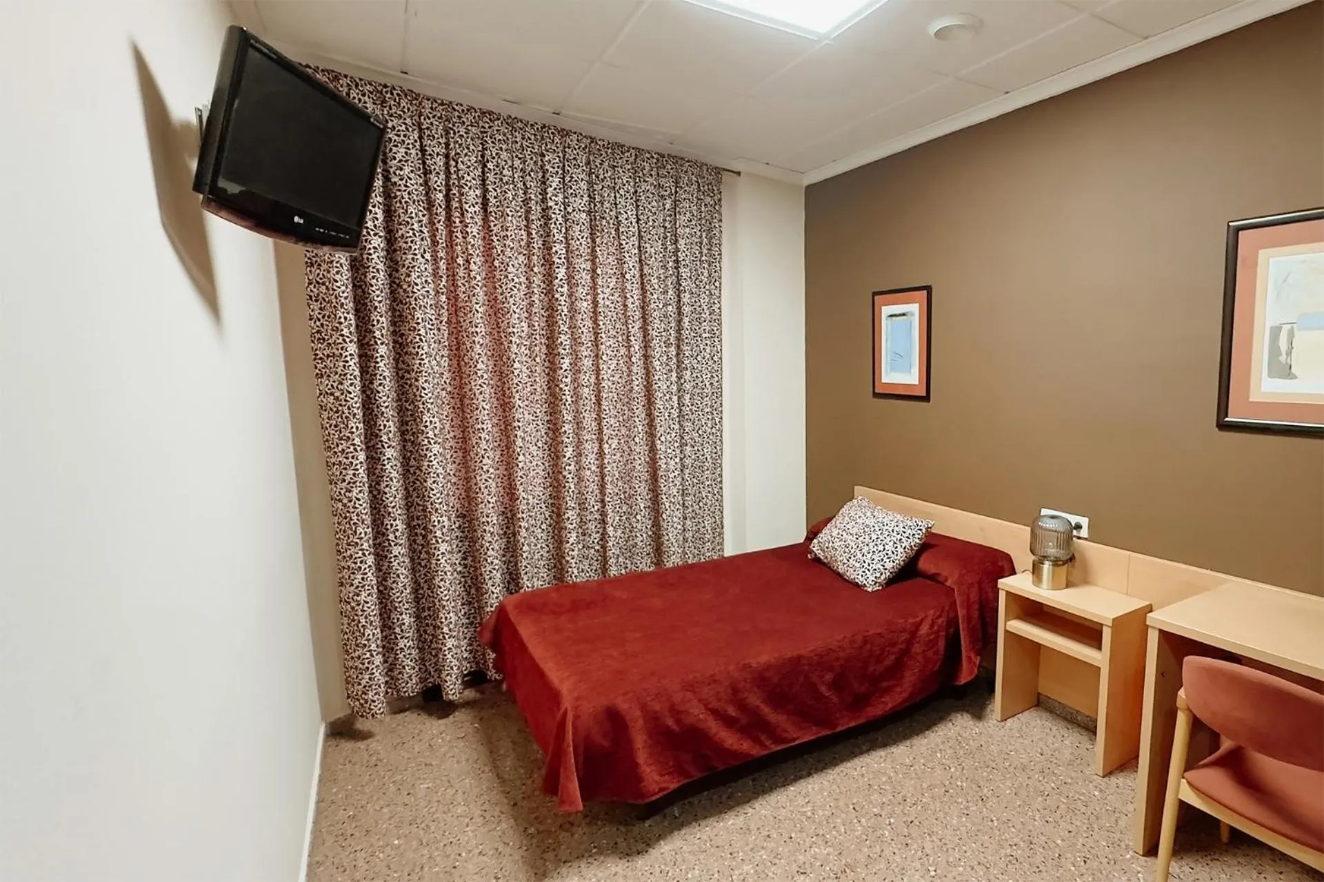 Photo of the whole room, Bed in Hotel Anna